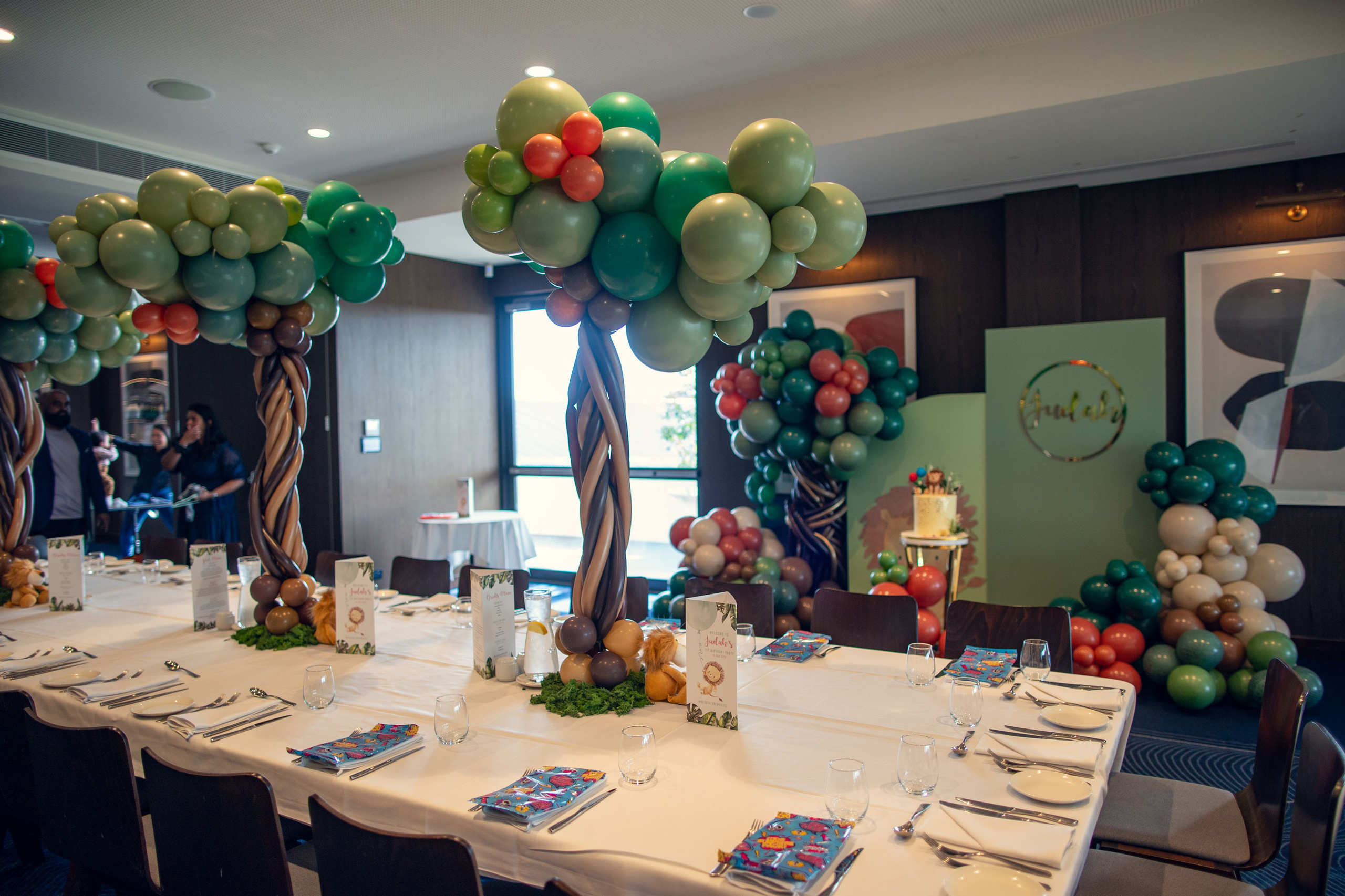 Wild Adventures at Judah’s First Birthday: A Zoo-tastic Party Photogra. Family and Maternity Photography in Sydney, Hills District