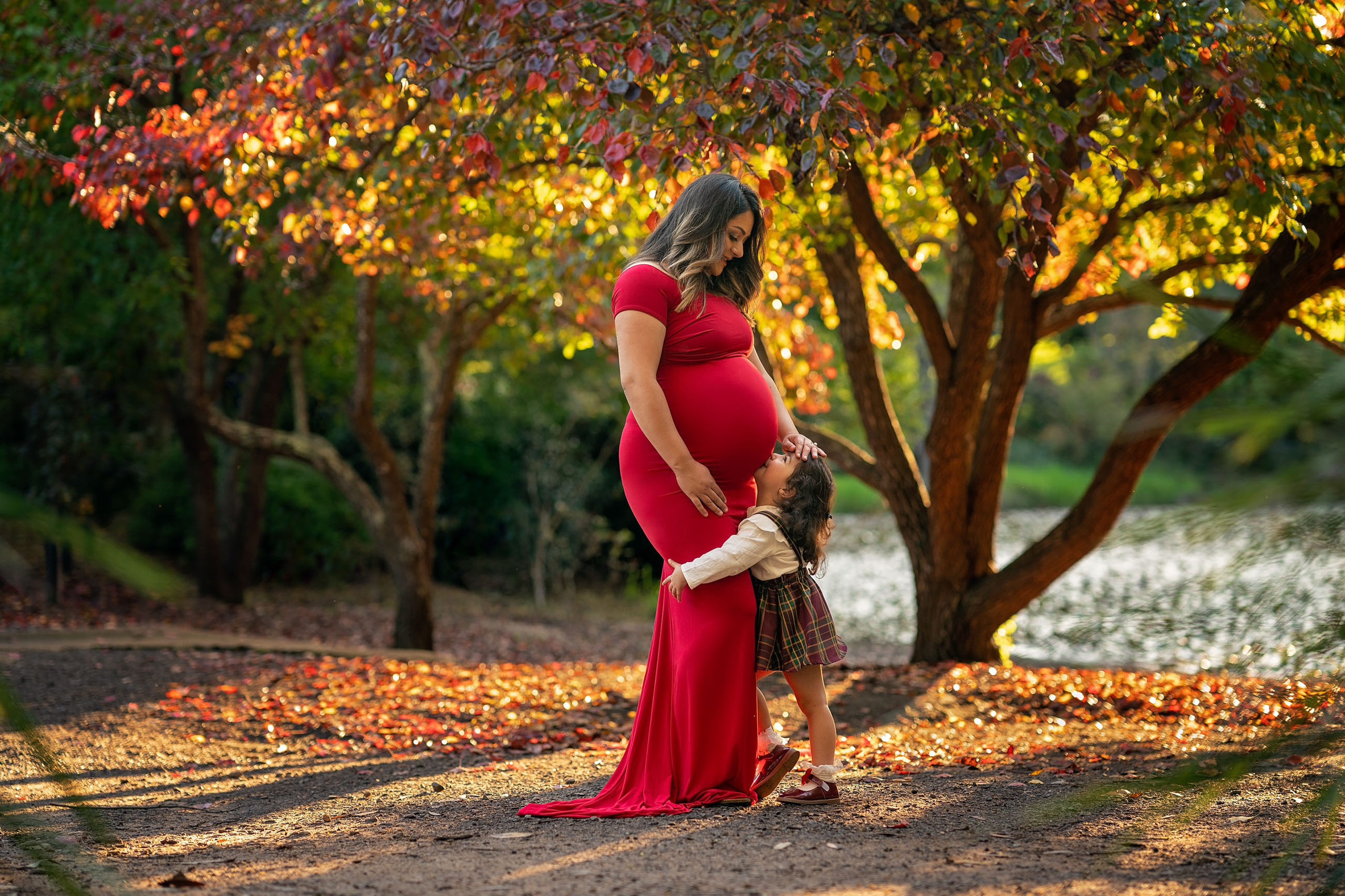 Maternity Photography Sydney, autumn park. Family and Pregnancy Photographer