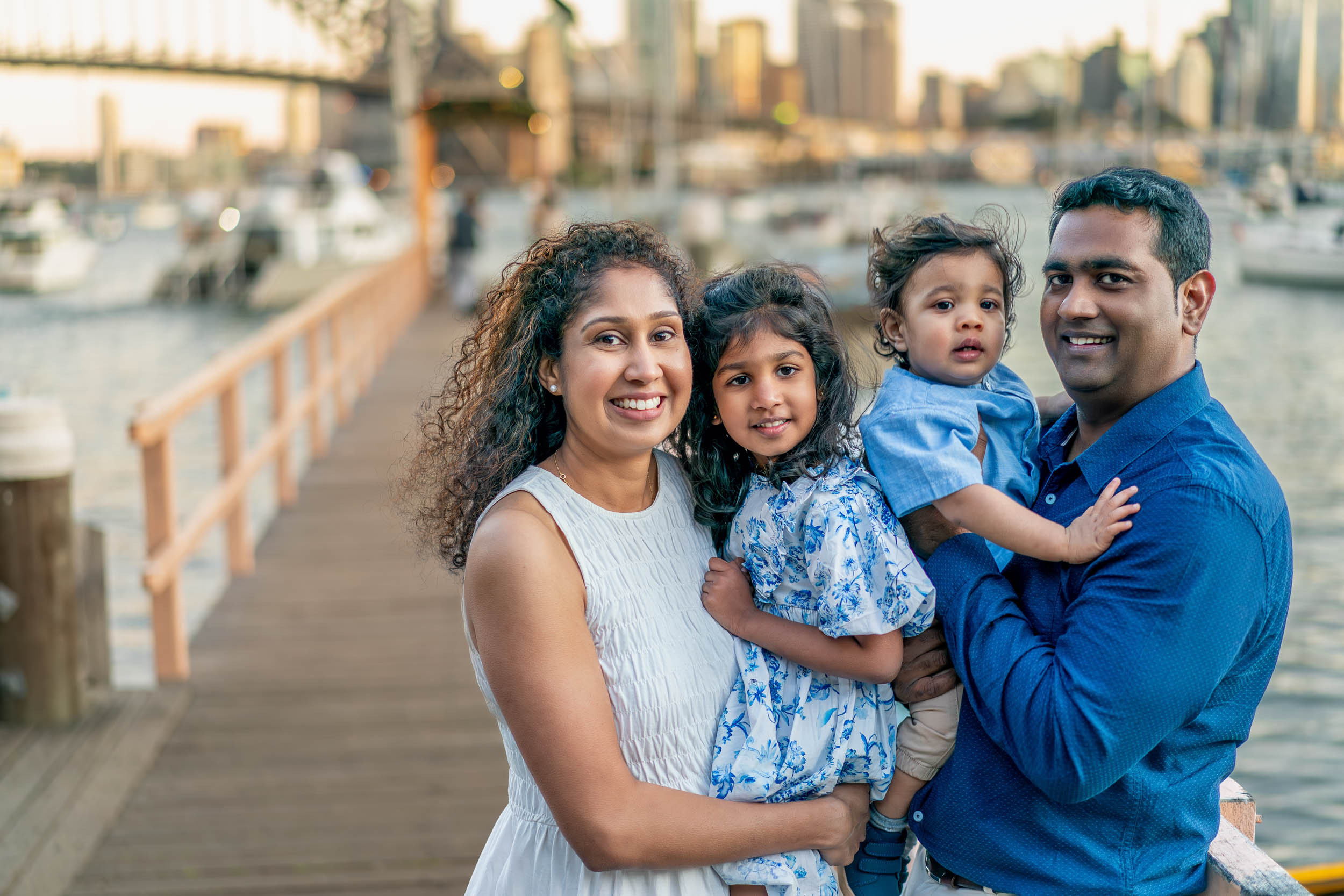 Family and Kids Photography in Sydney, Harbour Bridge photoshoot