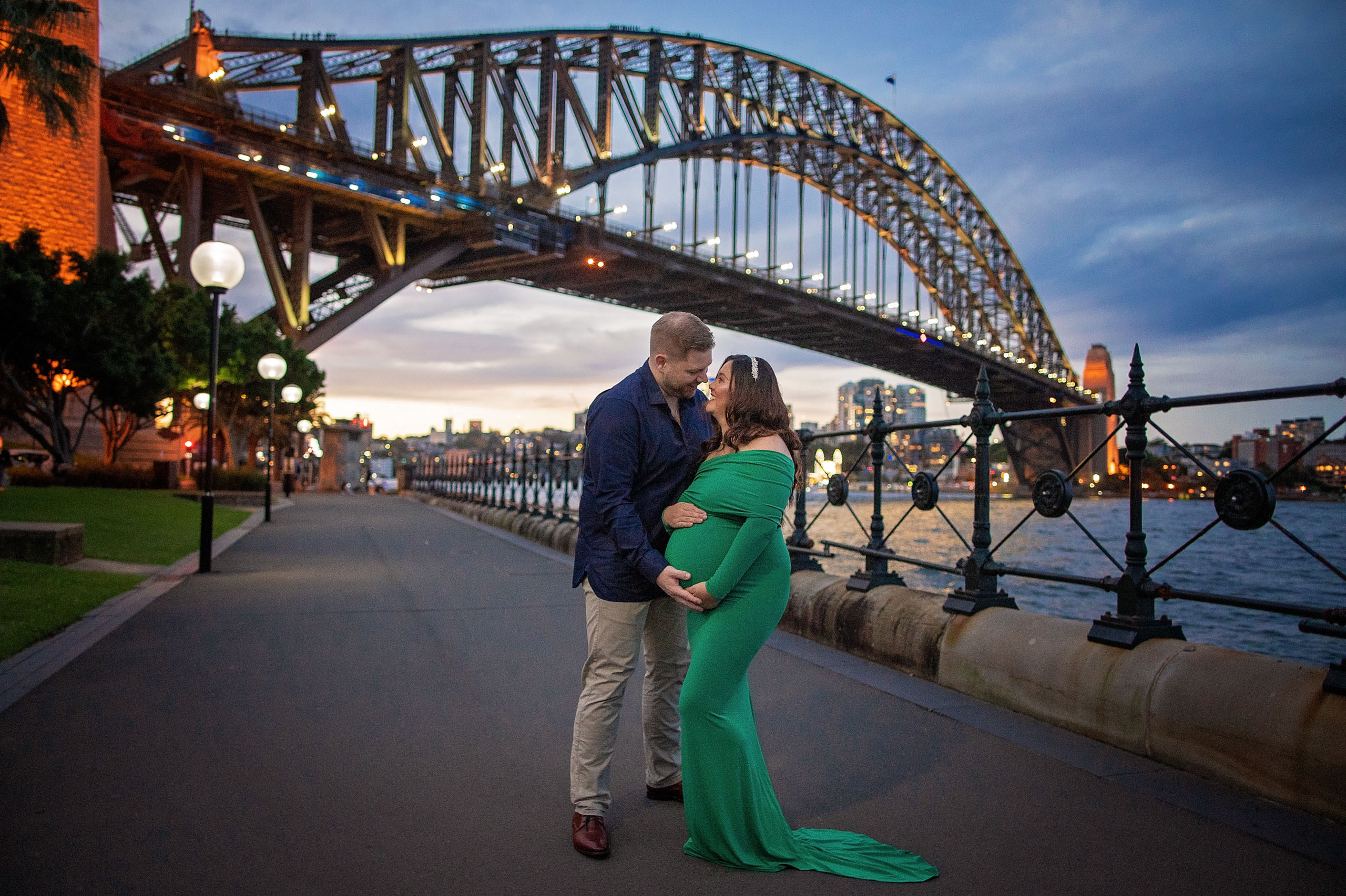 Maternity Photography Sydney, Harbour Bridge. Family and Pregnancy Photographer