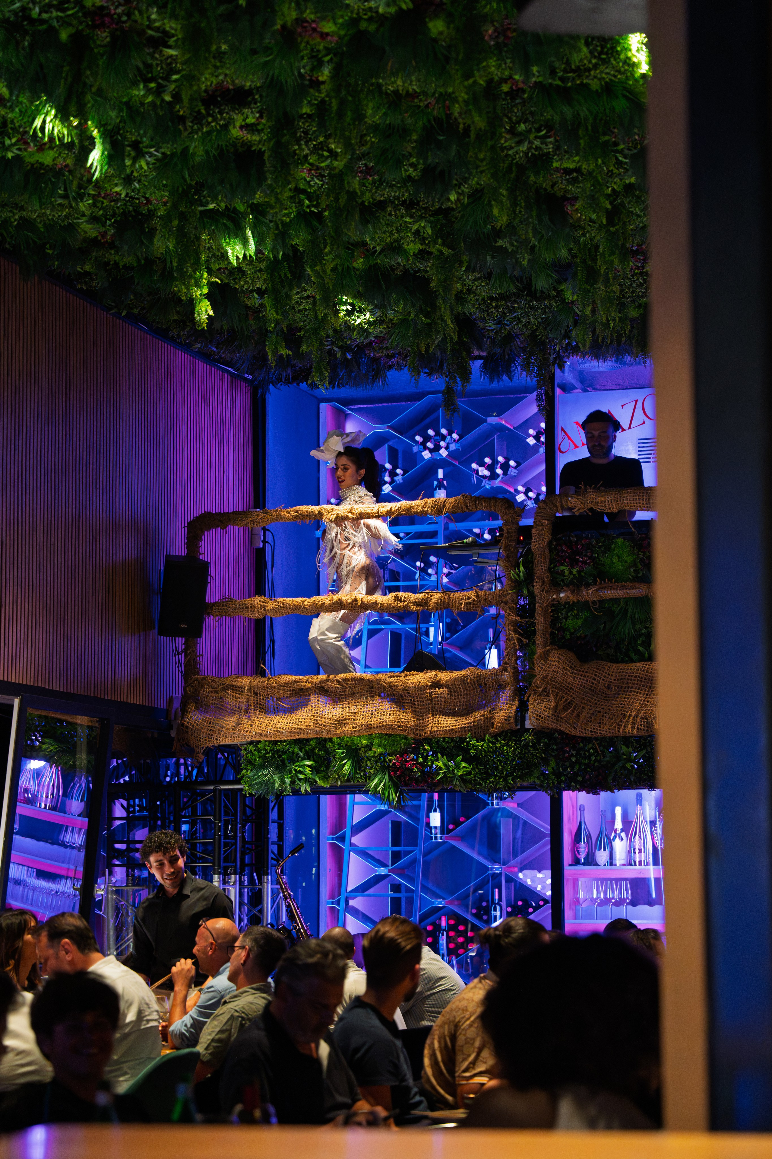 Ouverture du restaurant-club « Instinct  Amazonia » Sion. Photographe Suisse Tatiana Lyzhina