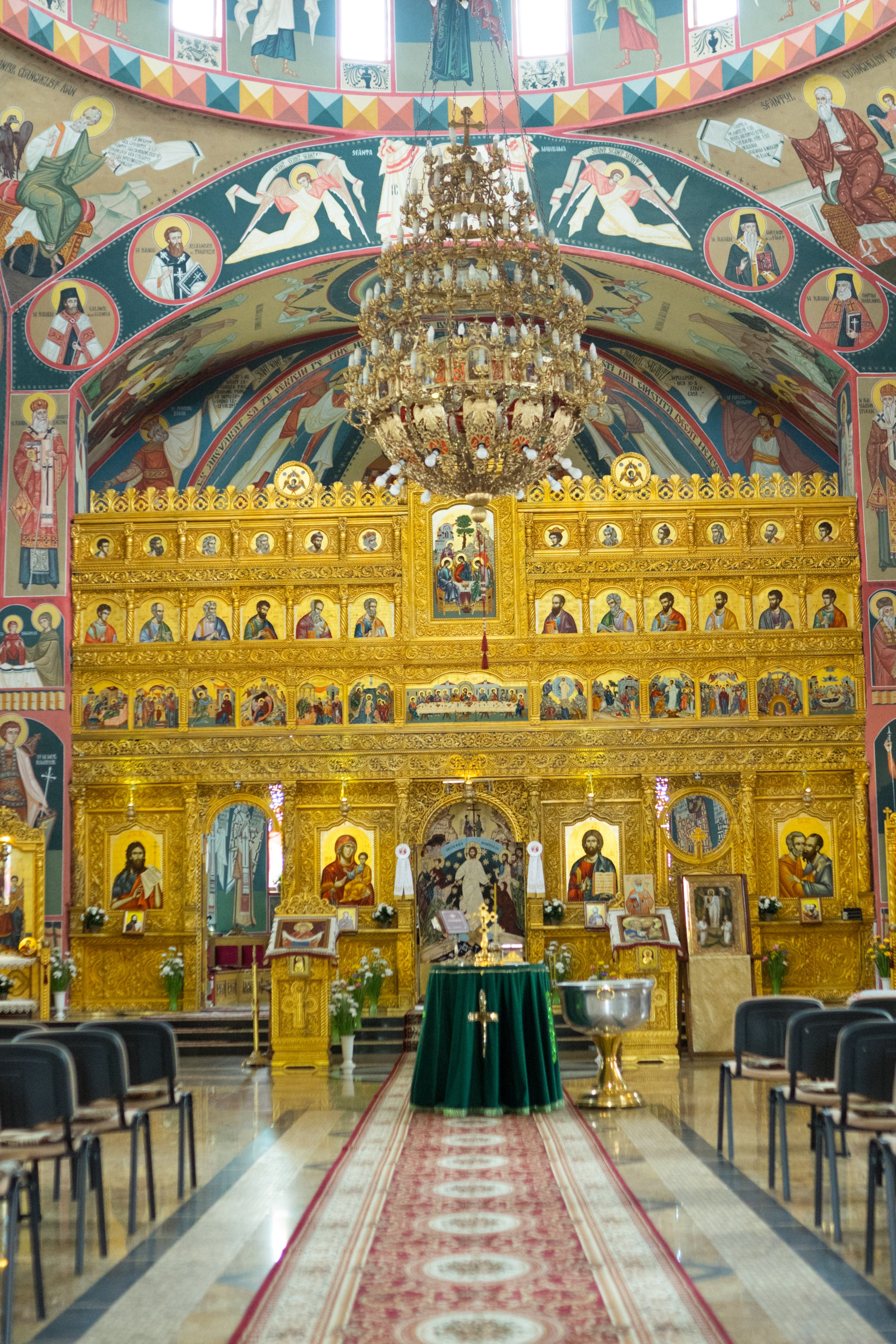 Fotografie de Eveniment Brașov: Povești Vizuale | Mădălina Beda. Madalina Beda- Artist vizual, fotograf, doula la nastere, consultant babywearing Brasov si in toata tara