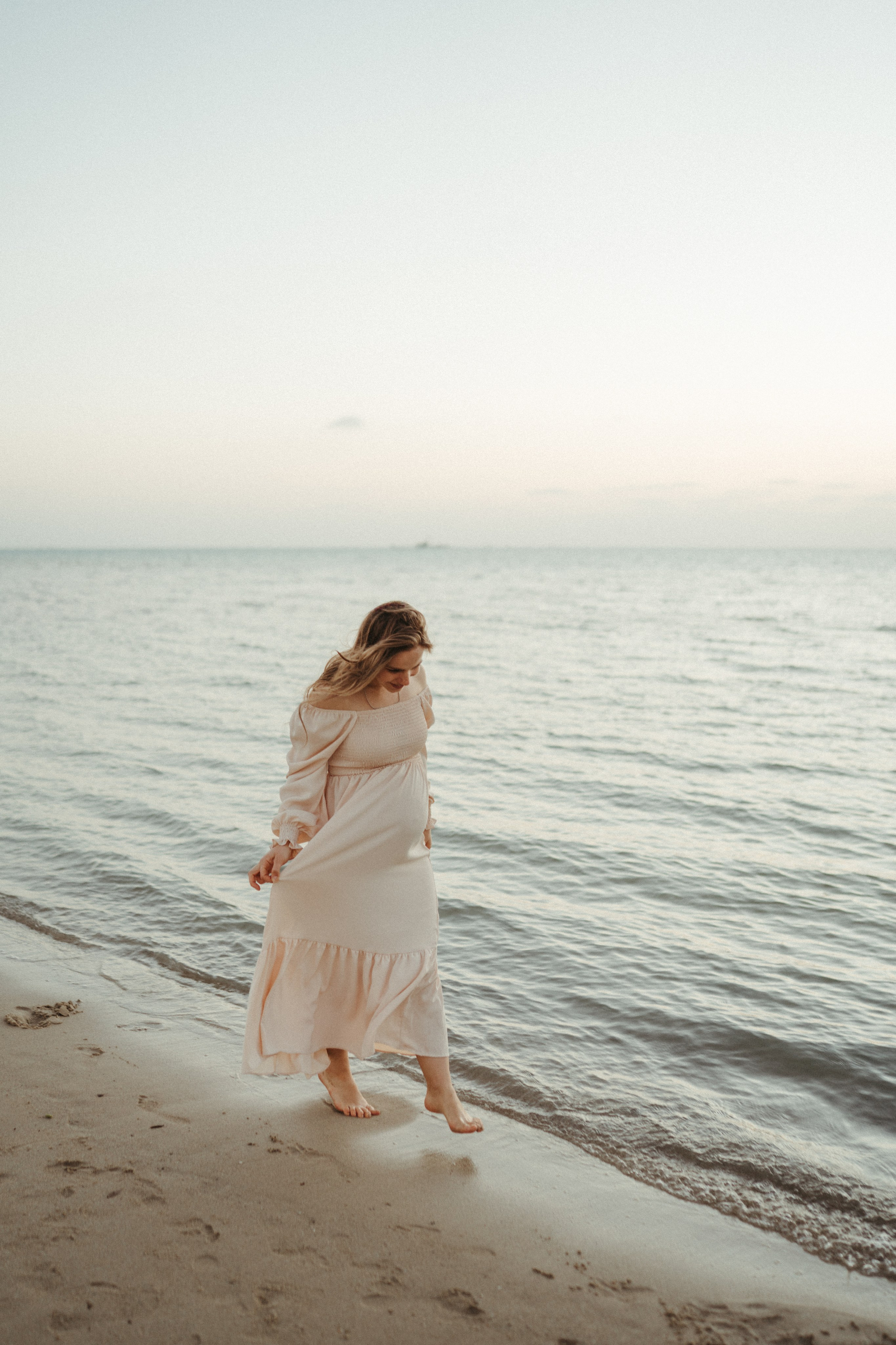 Dasha and Jenya. Maternity. Family photographer in Saudi Arabia