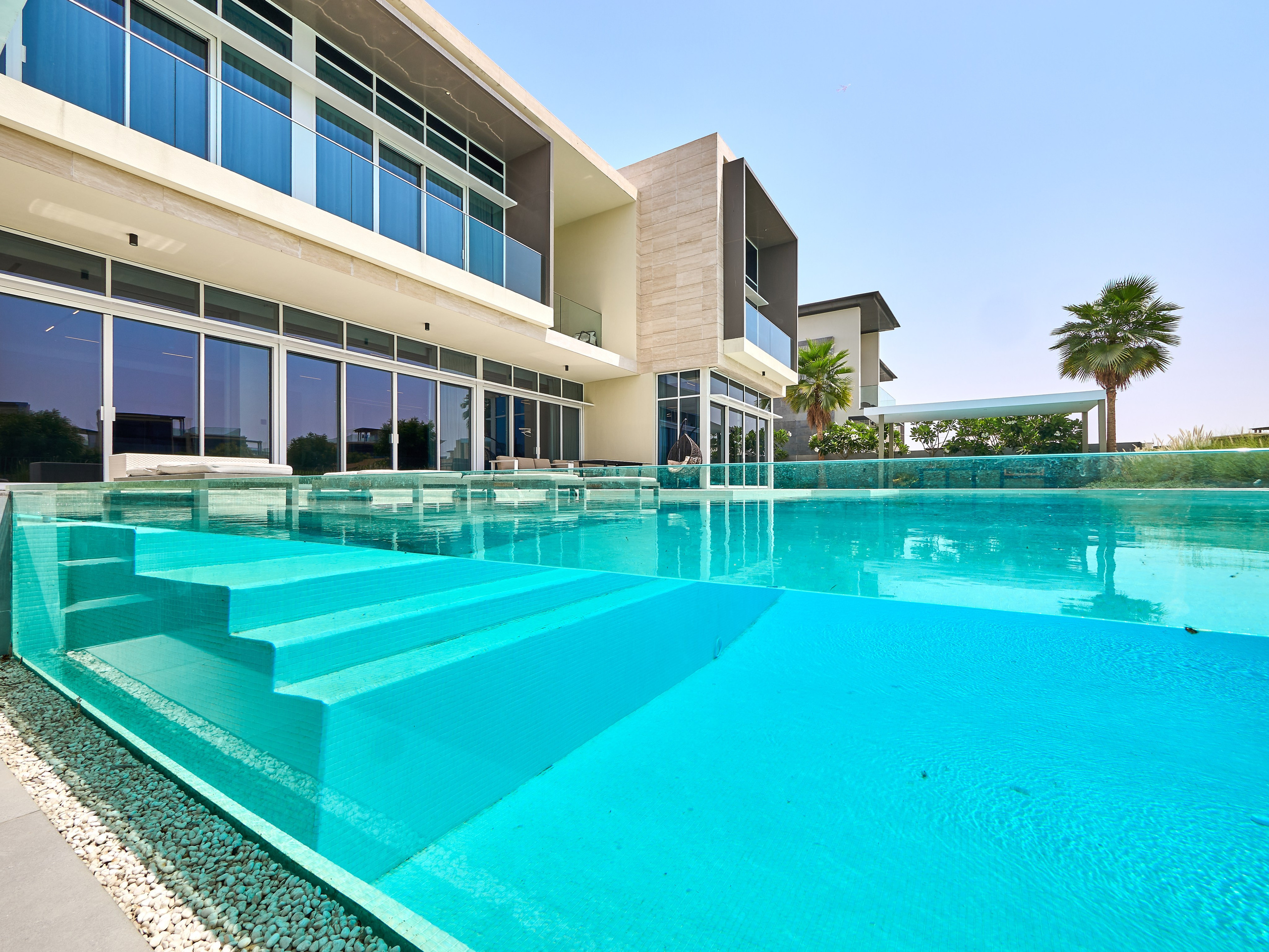 Real Estate Photography in Dubai — Interior & Villa Photos for Bayut, Airbnb, Property Finder. Hotel Photographer in Dubai — Interiors & Commercial by Oleg Novikov