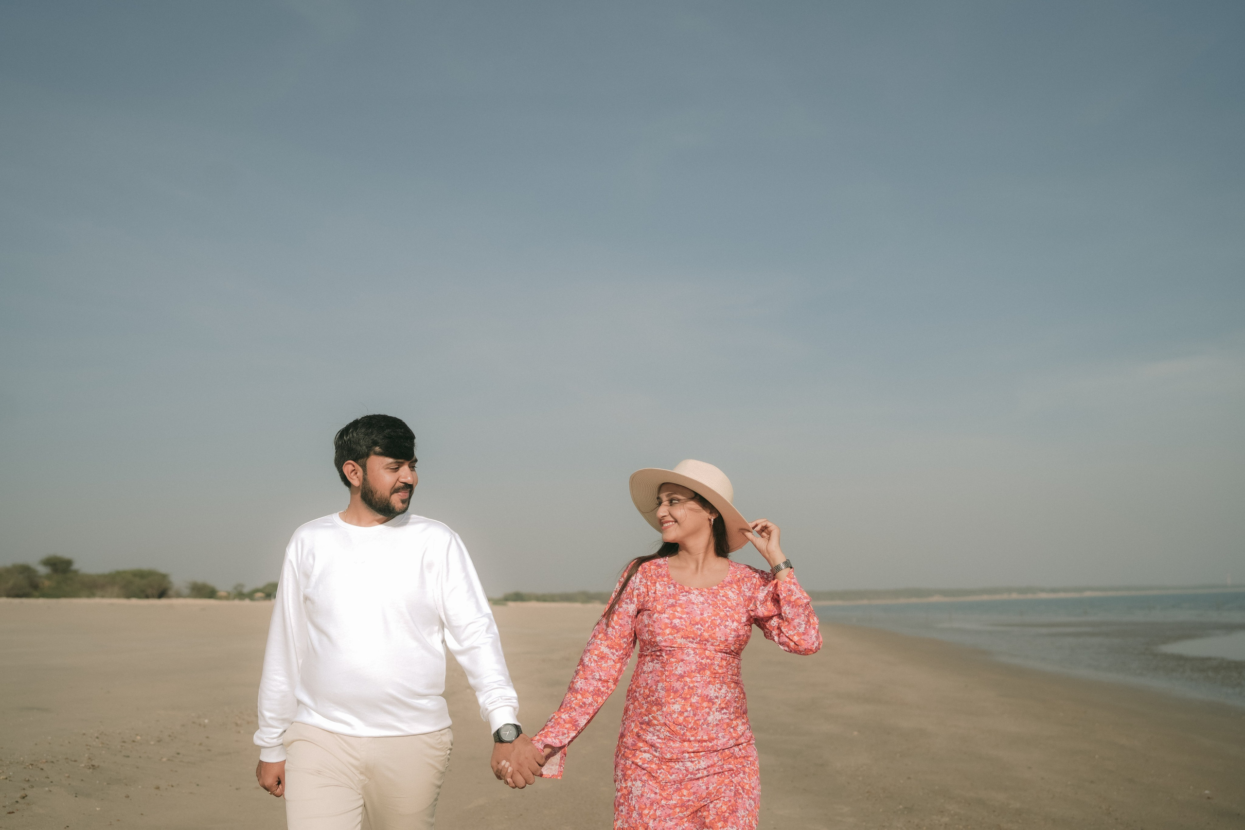 COUPLE SESSIONS. Love Emotions Weddings
