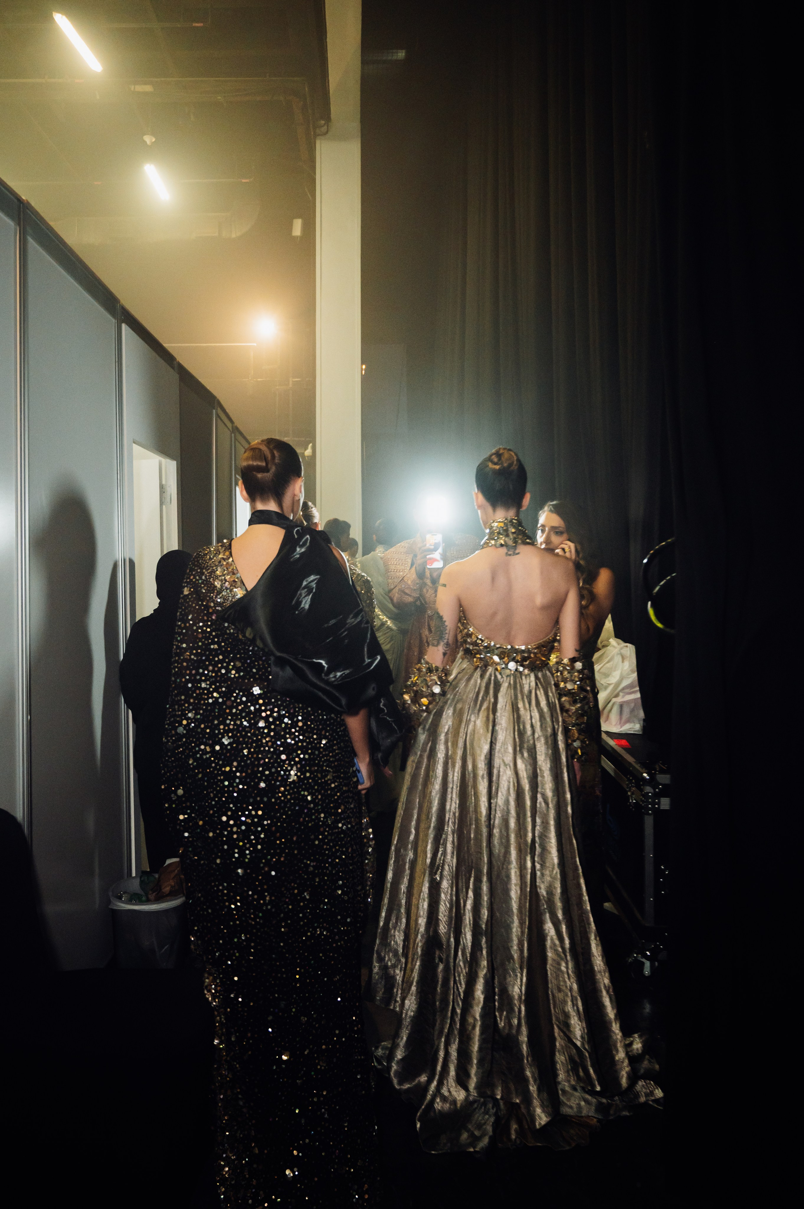 ELLE x Manish Malhotra. Versoluna