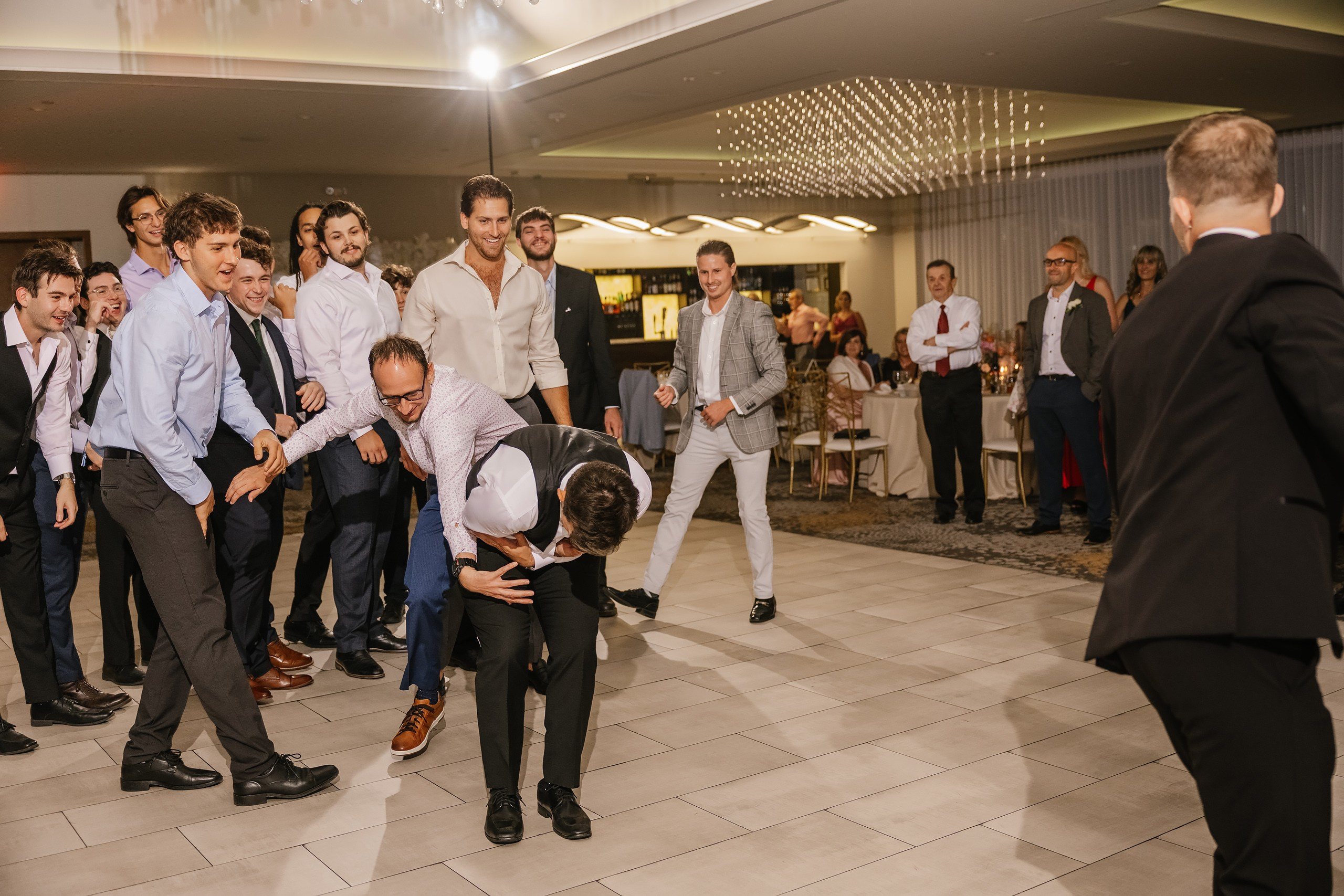 09.06.2025 Wedding. Wedding family event photographer in Chicago Nick Yushevich