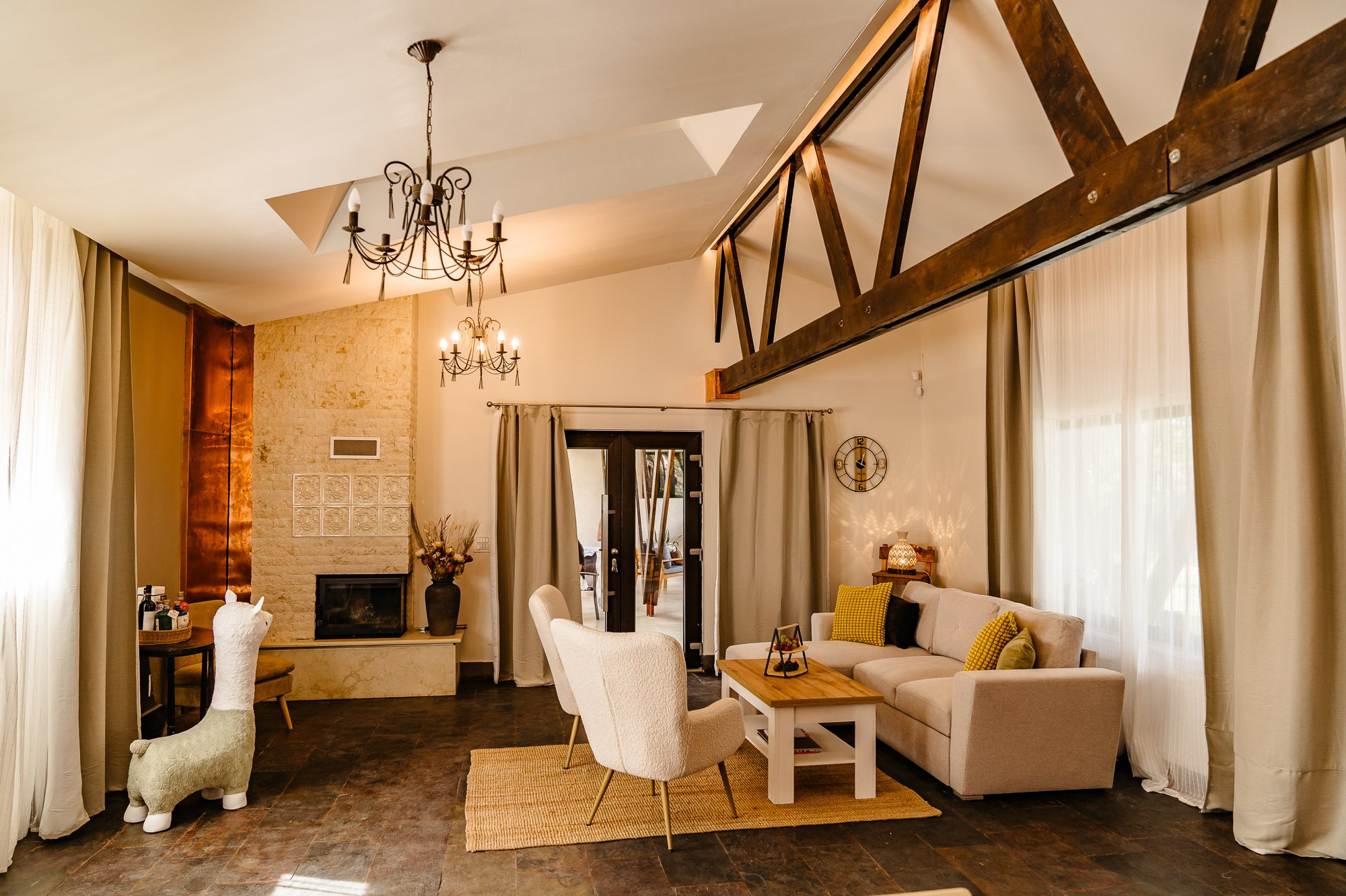 Fotografie Imobiliară Profesională | Birouri & Spații. Fotograf Corporate Business