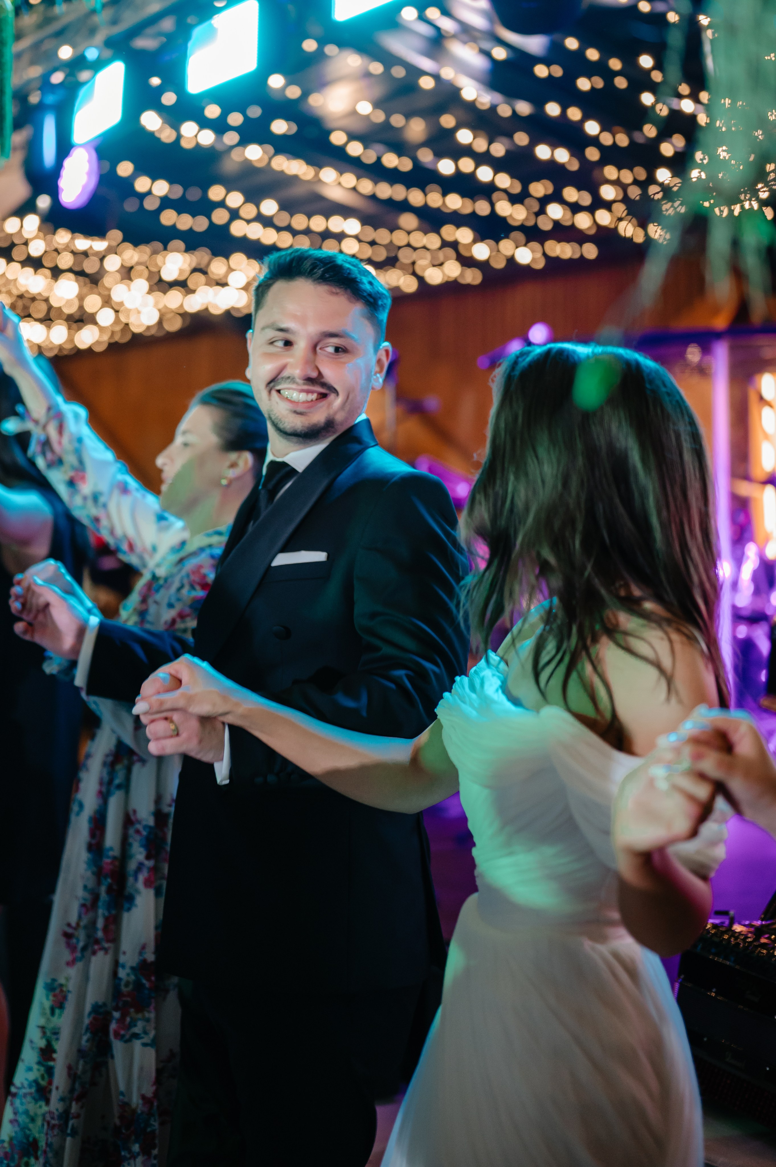 Alexandra & Andrei. Adrian Visovan - Fotograf Iasi