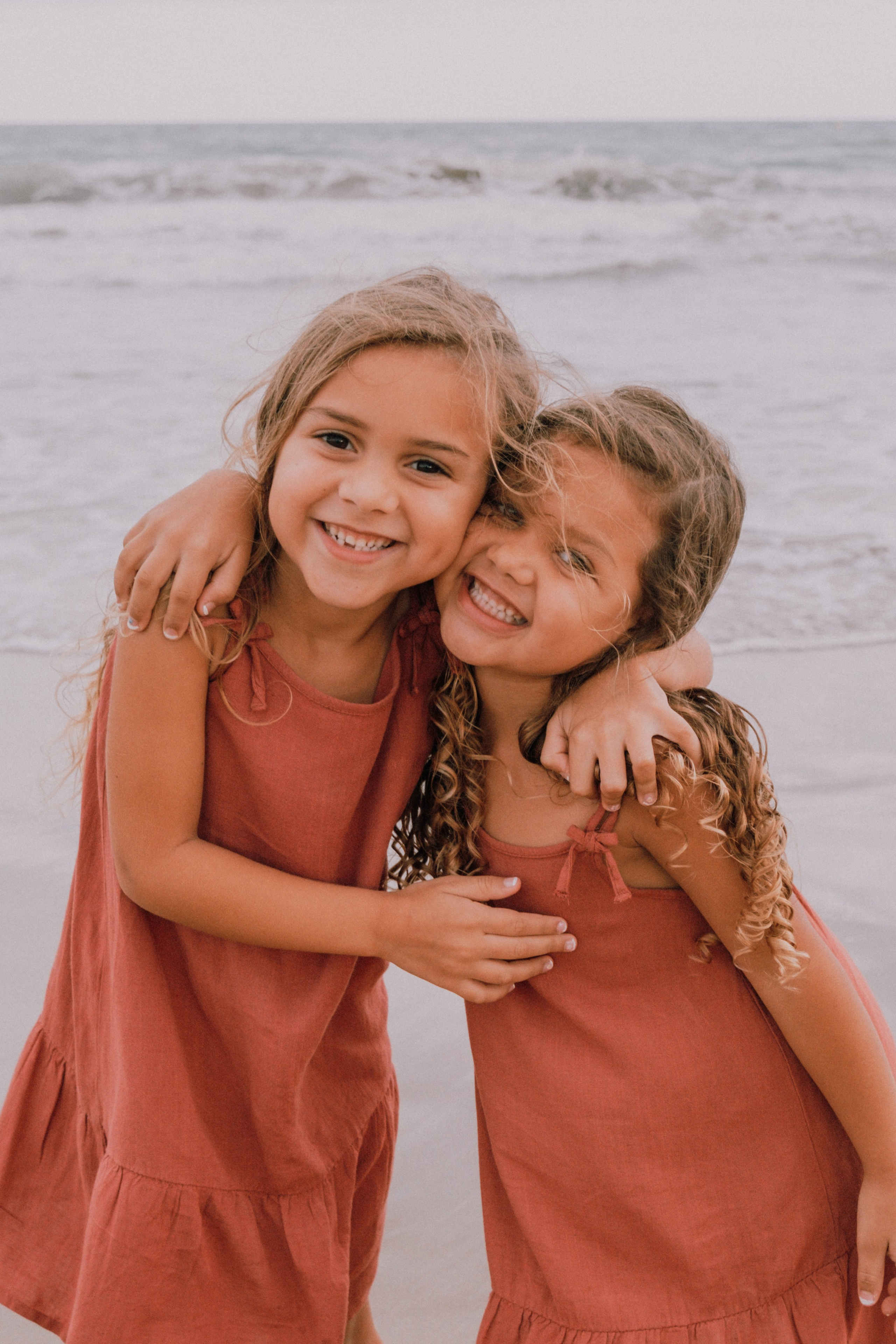 Семейная фотосессия на пляже. Профессиональная фотосъемка в Калафелле — Елена Медведева