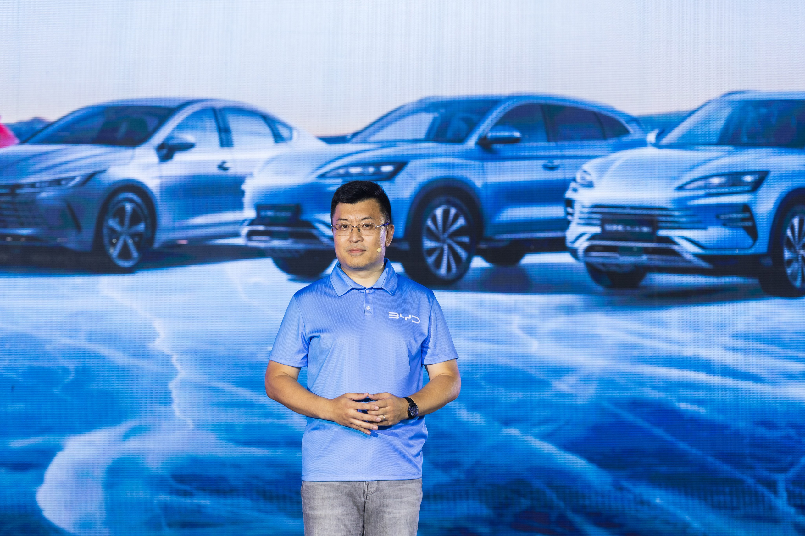 Презентация BYD E2. Профессиональная Фото-Видео Студия Геннадия Нестеренко | Ташкент и Весь Узбекистан