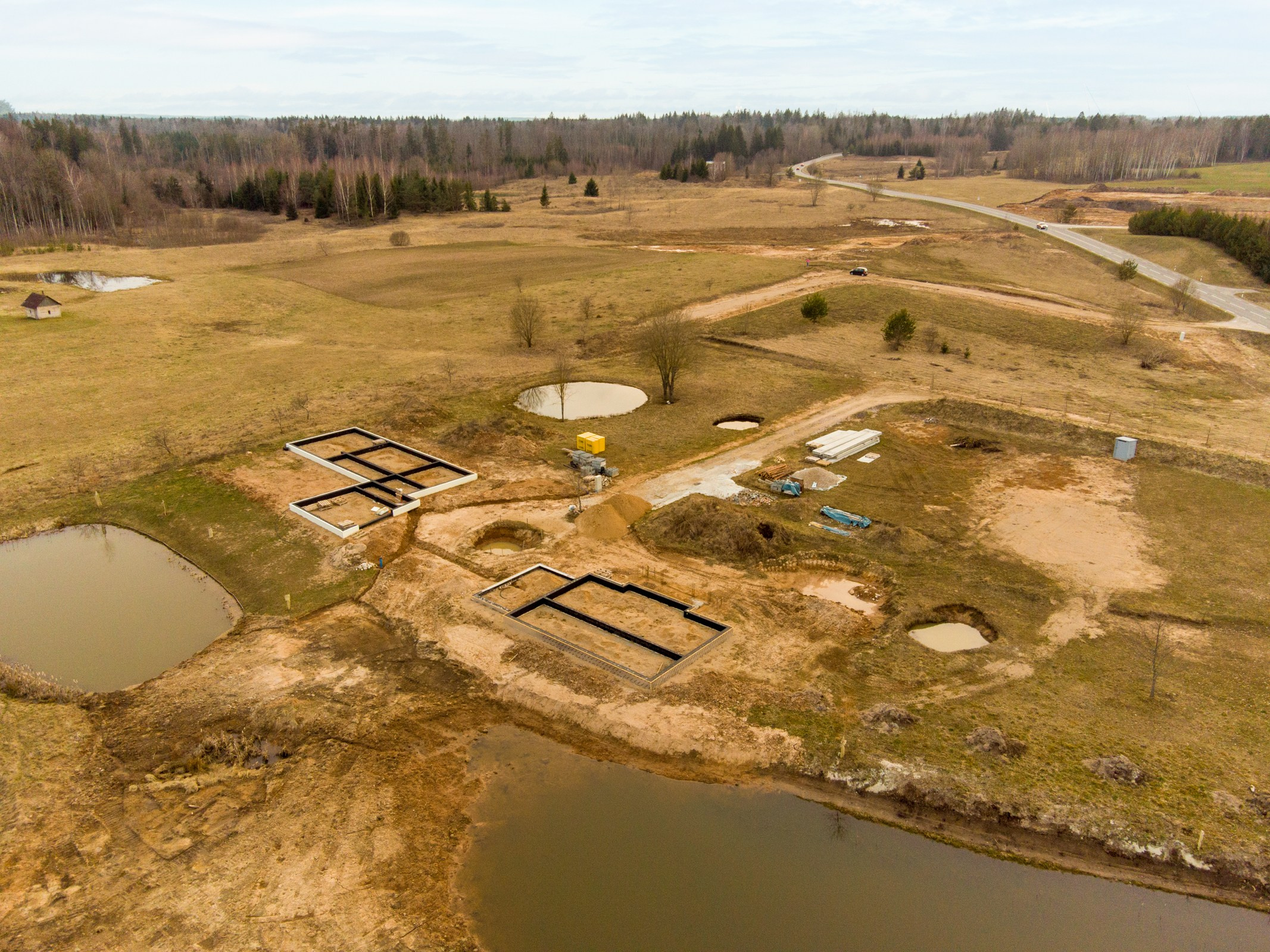 Riešės sen., Pikeliškių k., Antano Giedraičio g. 175 ir 175D. Elina Sapiega fotografė Vilniuje