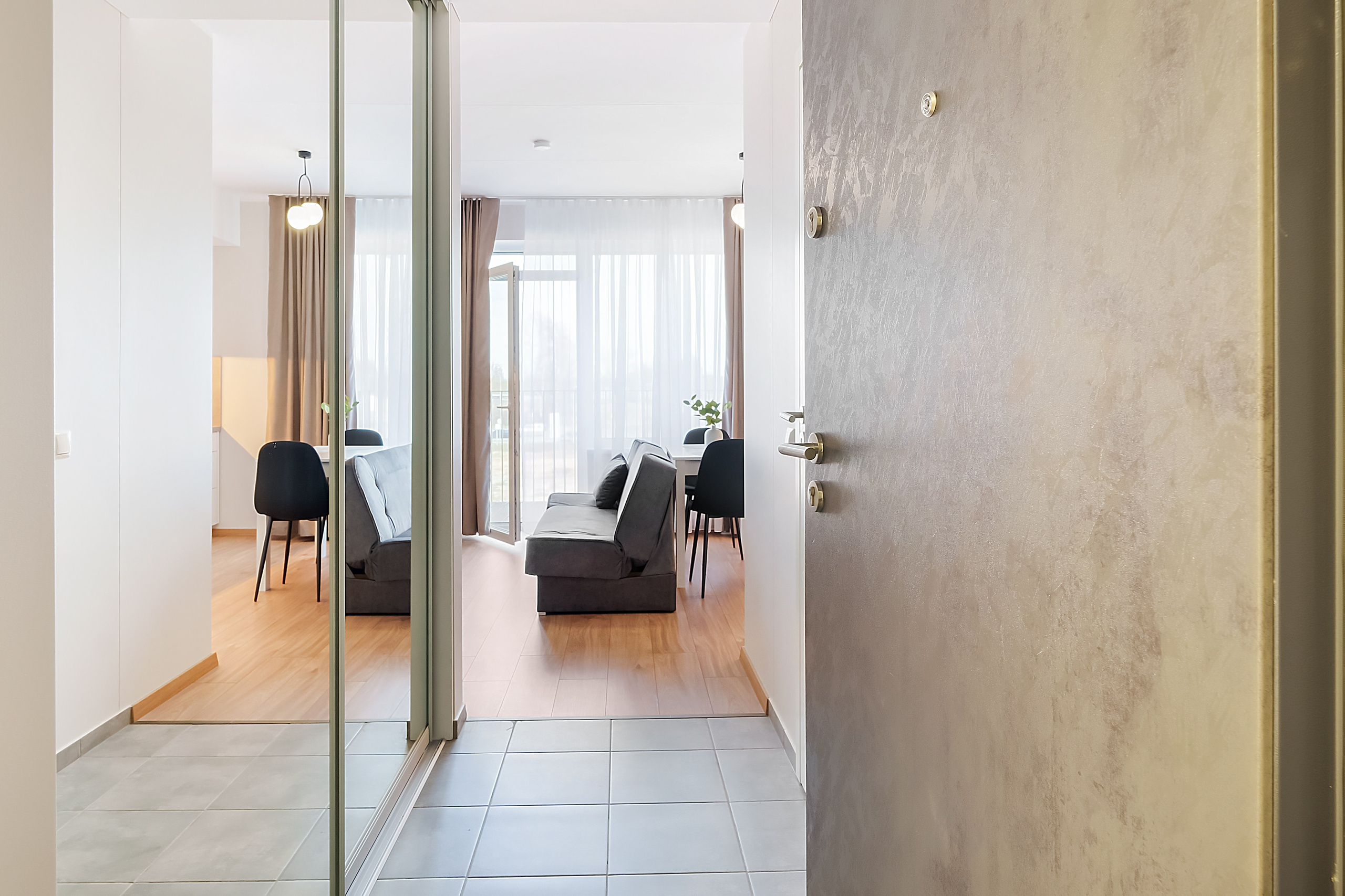 Edinburgo g. 9. Elina Sapiega fotografė Vilniuje