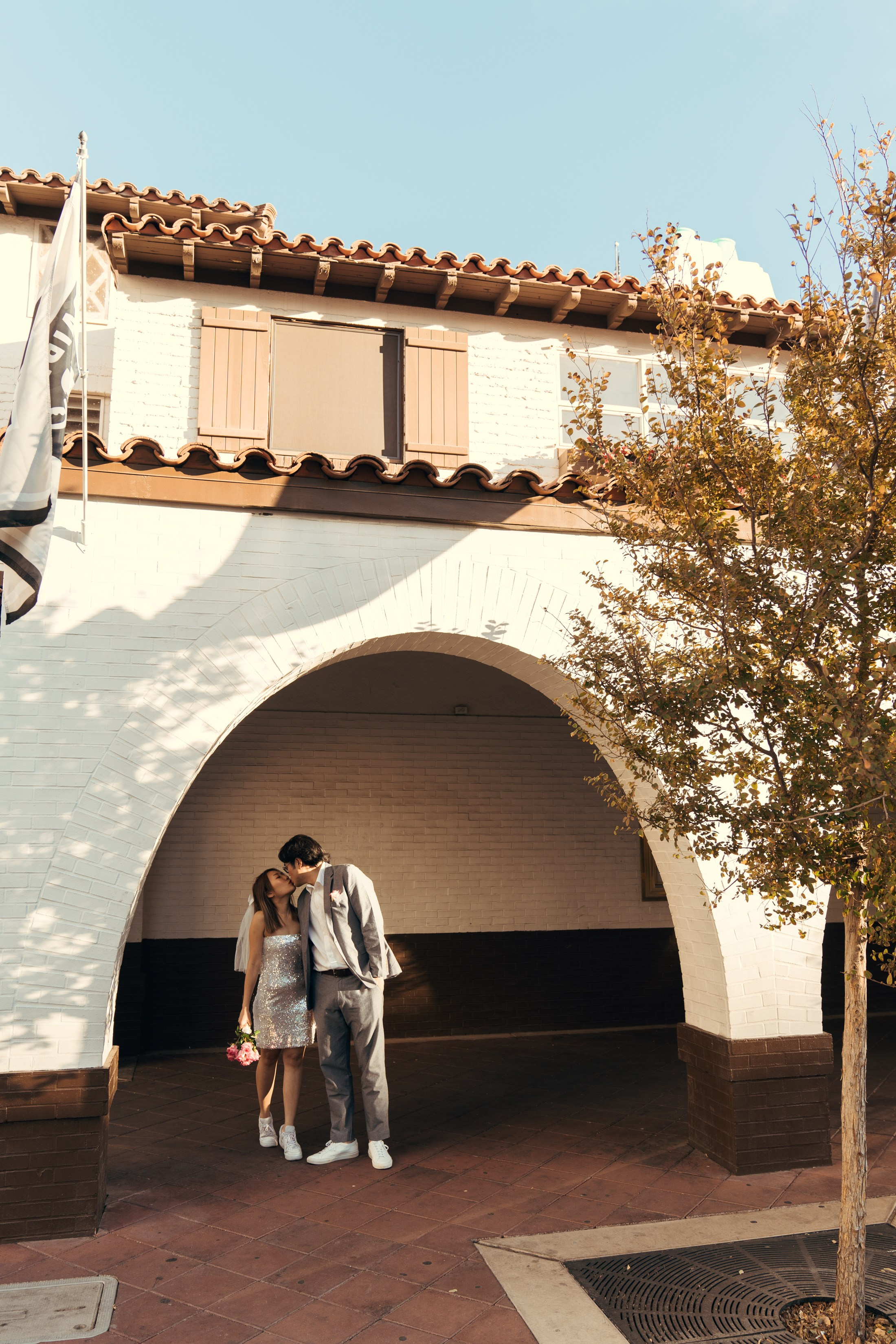 Yee Po& Jit. Wedding & elopement photographer Viktoriya Kravtsov. Las Vegas