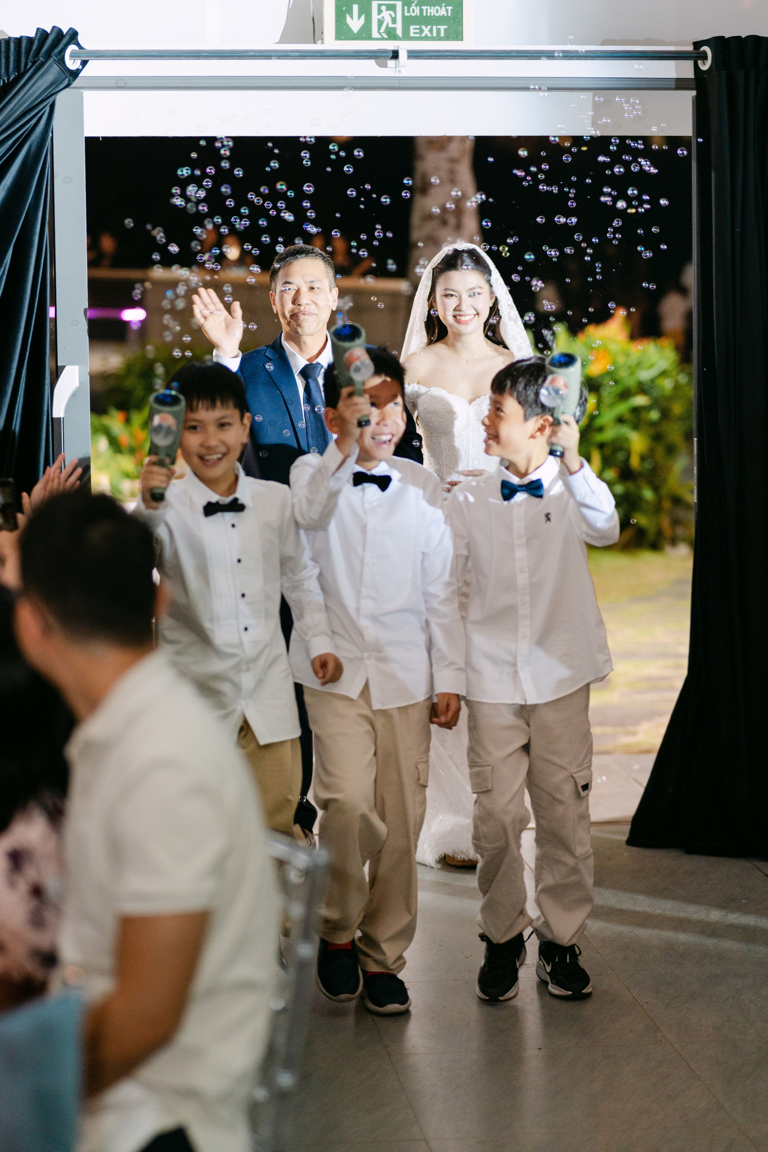 Duc + Chi | Photojournalism. BenColor Studio