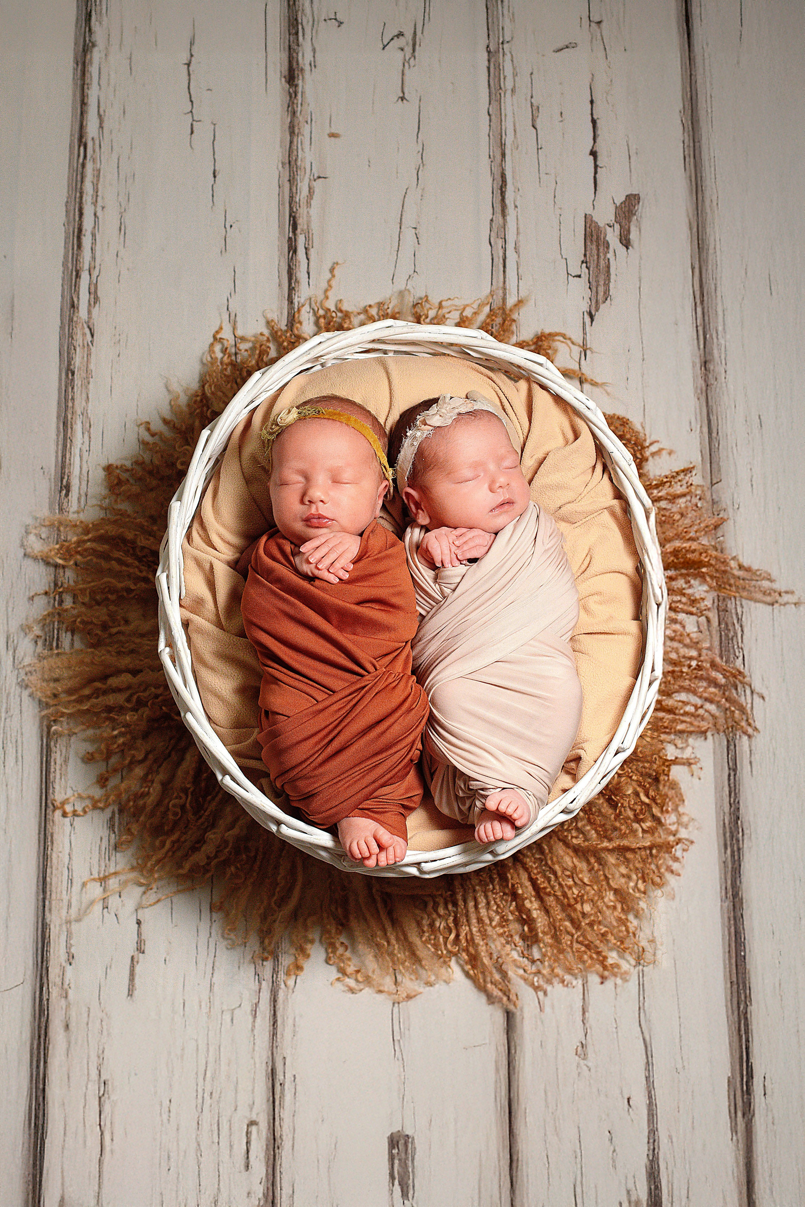 Newborn классическая. Детский и семейный фотограф в г. Бельцы