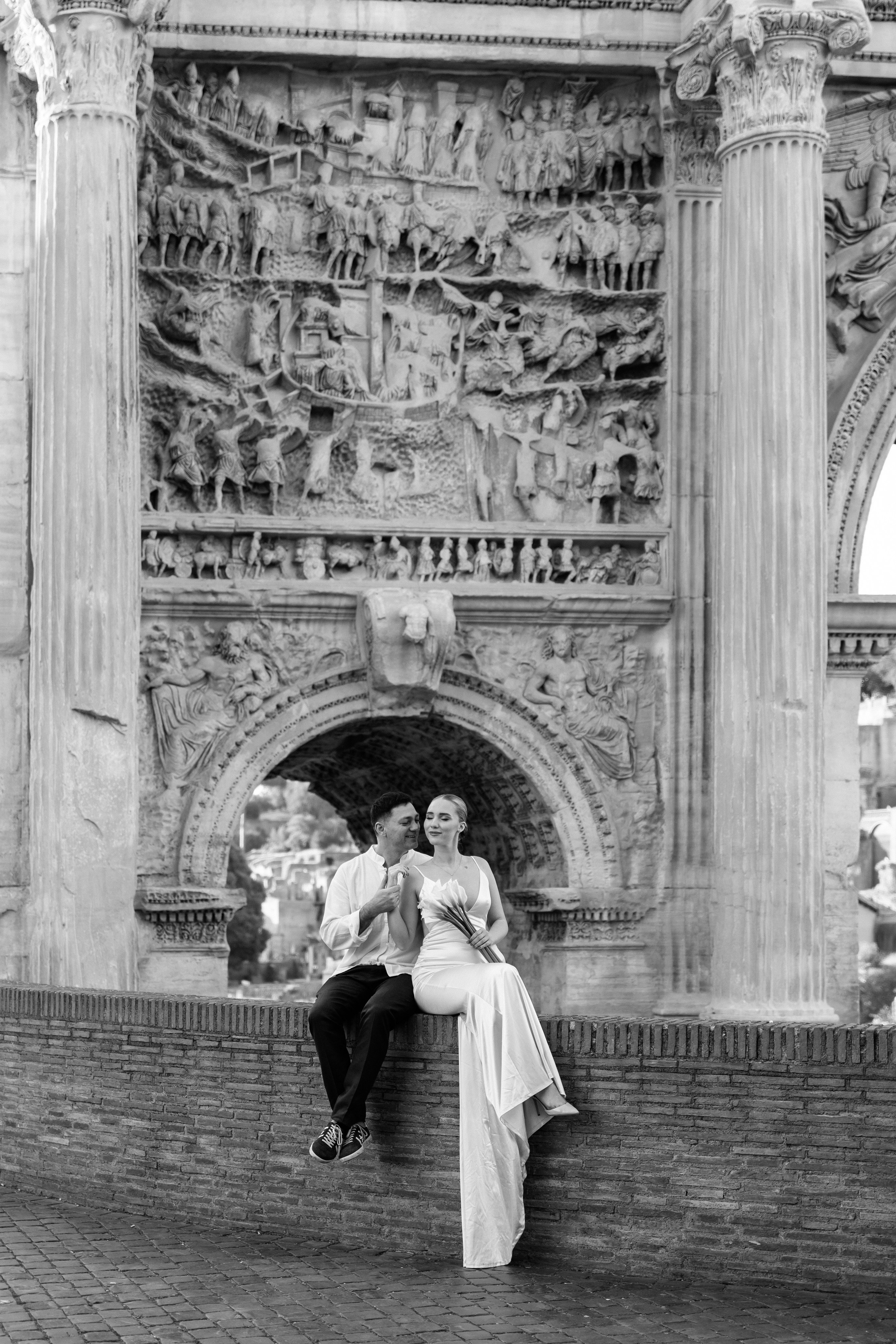 Elopement in Rome. Wedding Photographer Rome Tuscany Como Sicily Puglia Amalfy Italy- Oksana Savenchuk