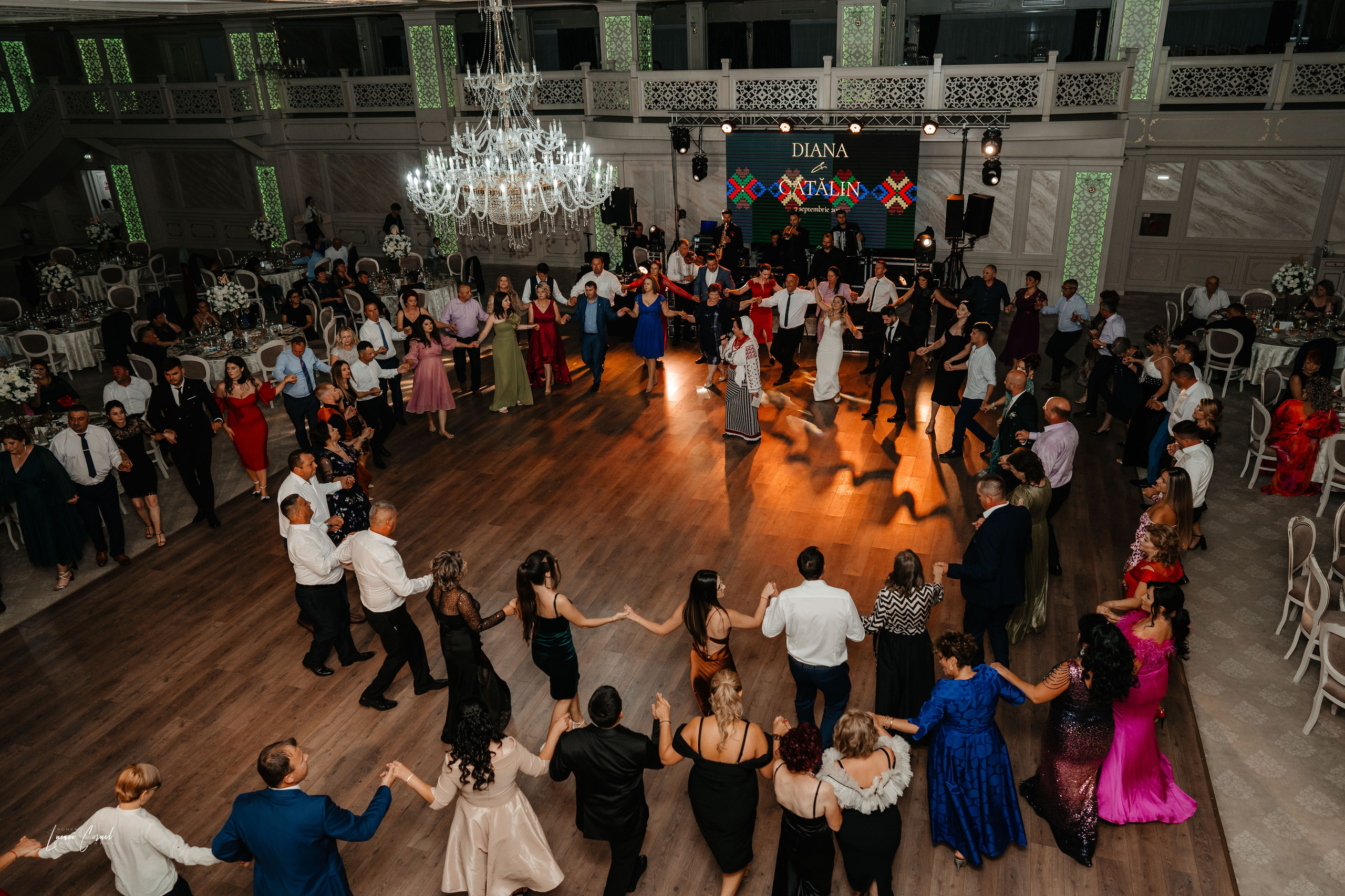 Diana & Cătălin – Nuntă clasică și rafinată. Fotograf de nuntă, corporate, botezuri, majorate și aniversări Roman, Lucaci Cornel