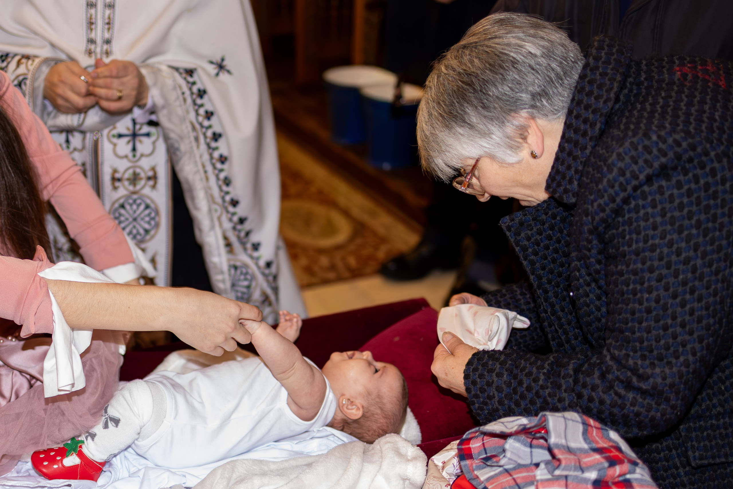 Roua-Maria. Fotograf. Lucrez cu oameni, produse și spații. Portret și fotografie creativă. Bacău, România. Lidia Savinoiu