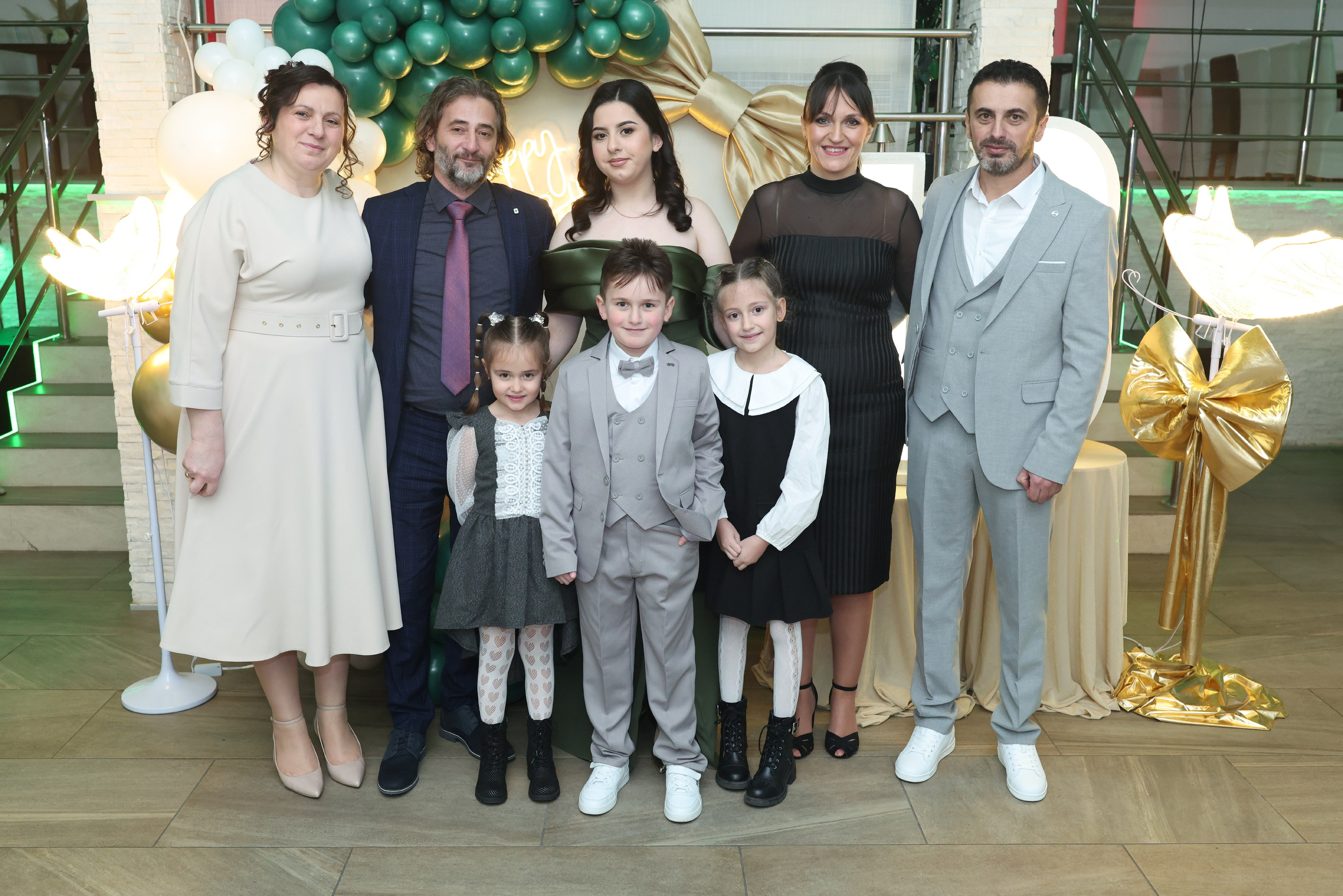 Sarin 18ti rođendan. Foto Simic Jagodina