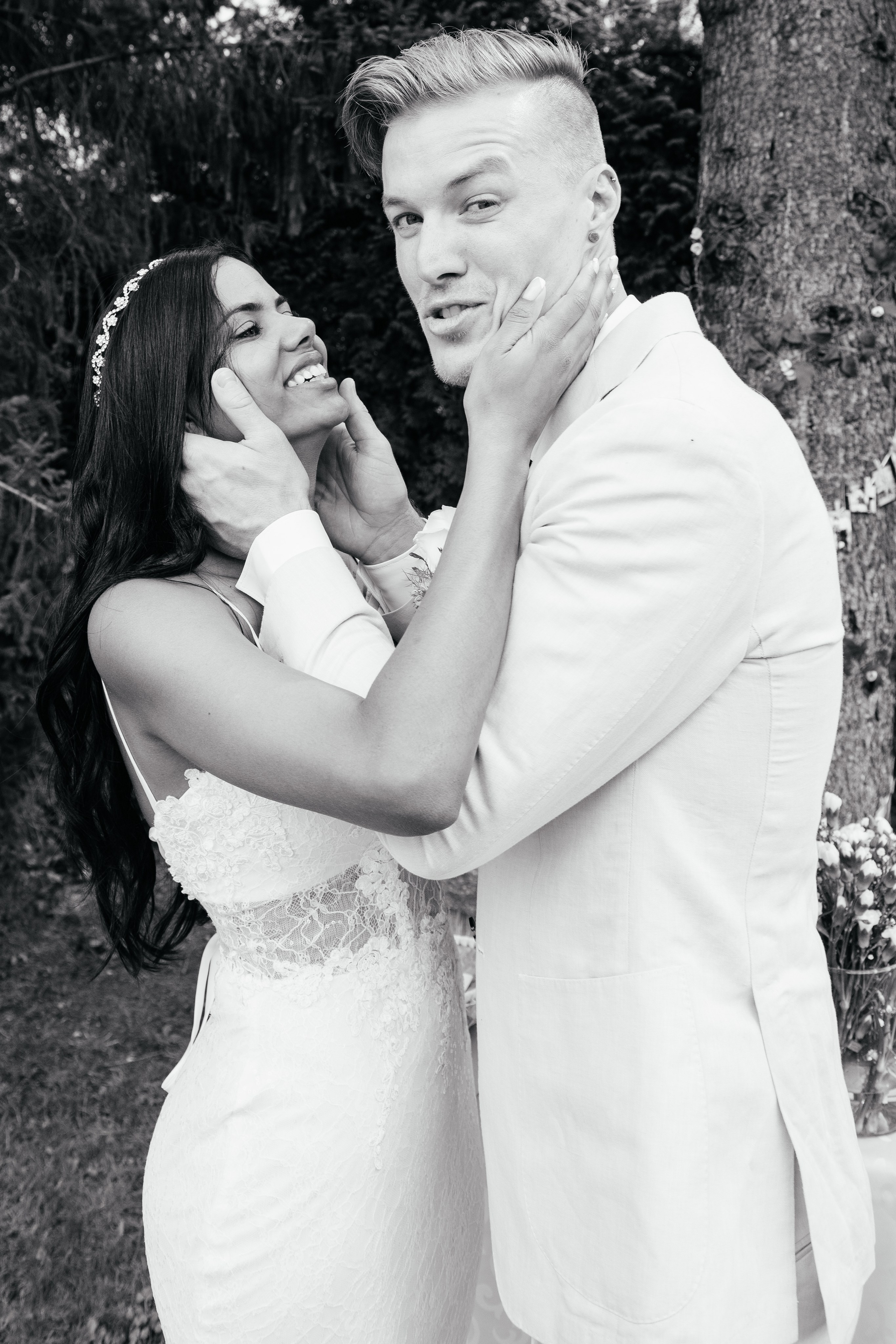 KAIANE & BENJAMIN Meilen, Switzerland. I am Elena Altendorfer. Wedding photographer in Zurich and Switzerland