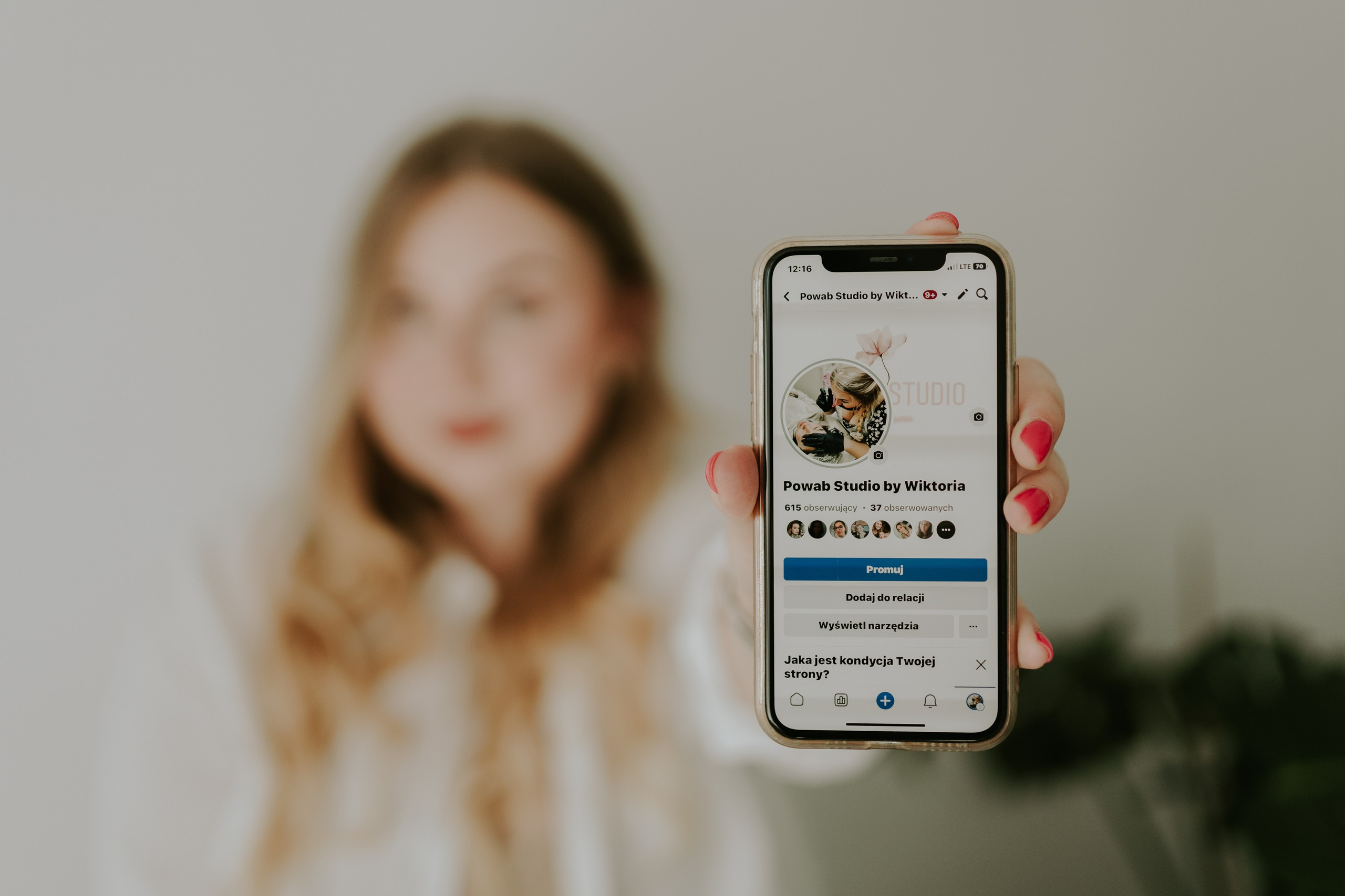 SESJA BIZNESOWA WIKTORII. Karkowskafoto - fotografia miłości