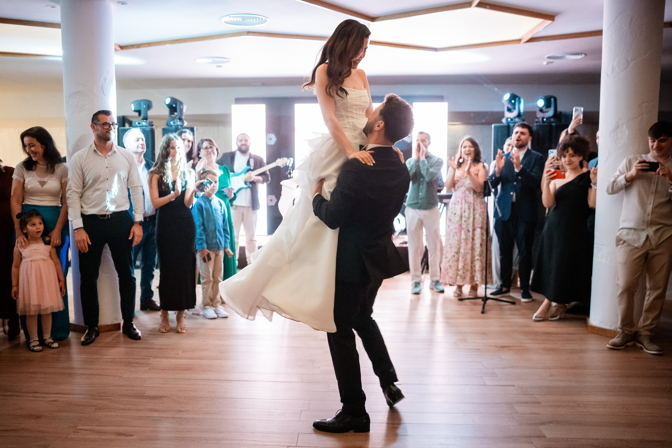 Alexandra & Florin. Blink Photo — Fotografie & Videografie Nuntă