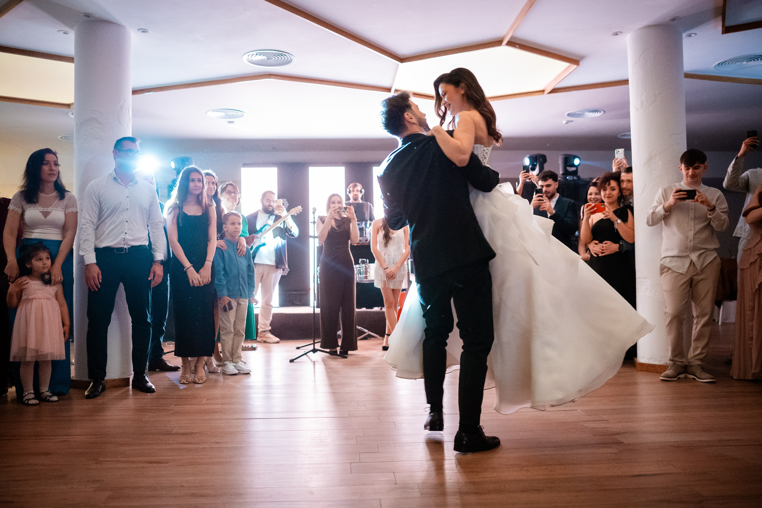 Alexandra & Florin. Blink Photo — Fotografie & Videografie Nuntă