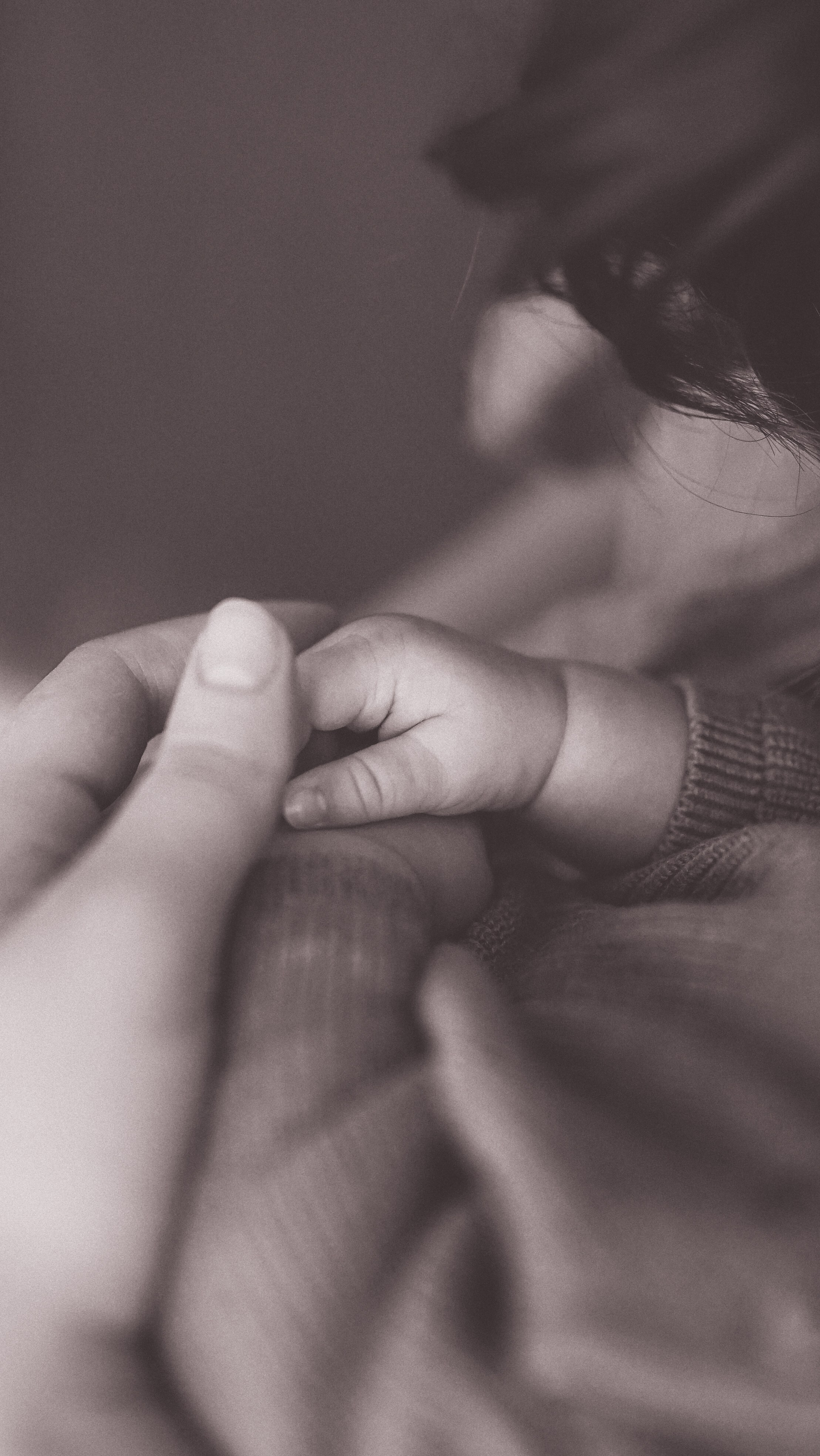 Mother Earth: Proiect de Fotografie Maternitate | Mădălina Beda. Madalina Beda- Artist vizual, fotograf, doula la nastere, consultant babywearing Brasov si in toata tara