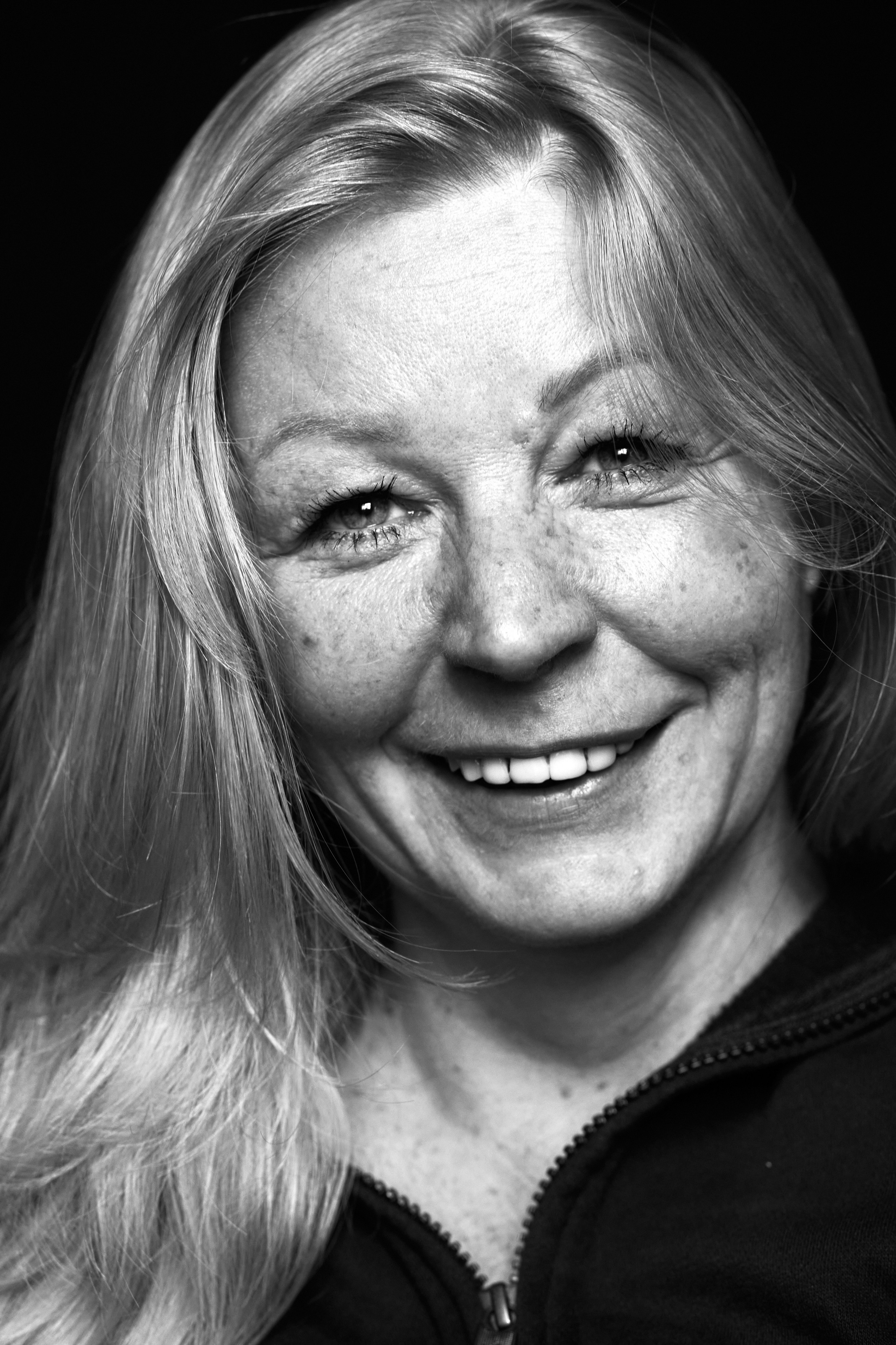 Portrait photographer in Riga. Photographer in Doha, Qatar