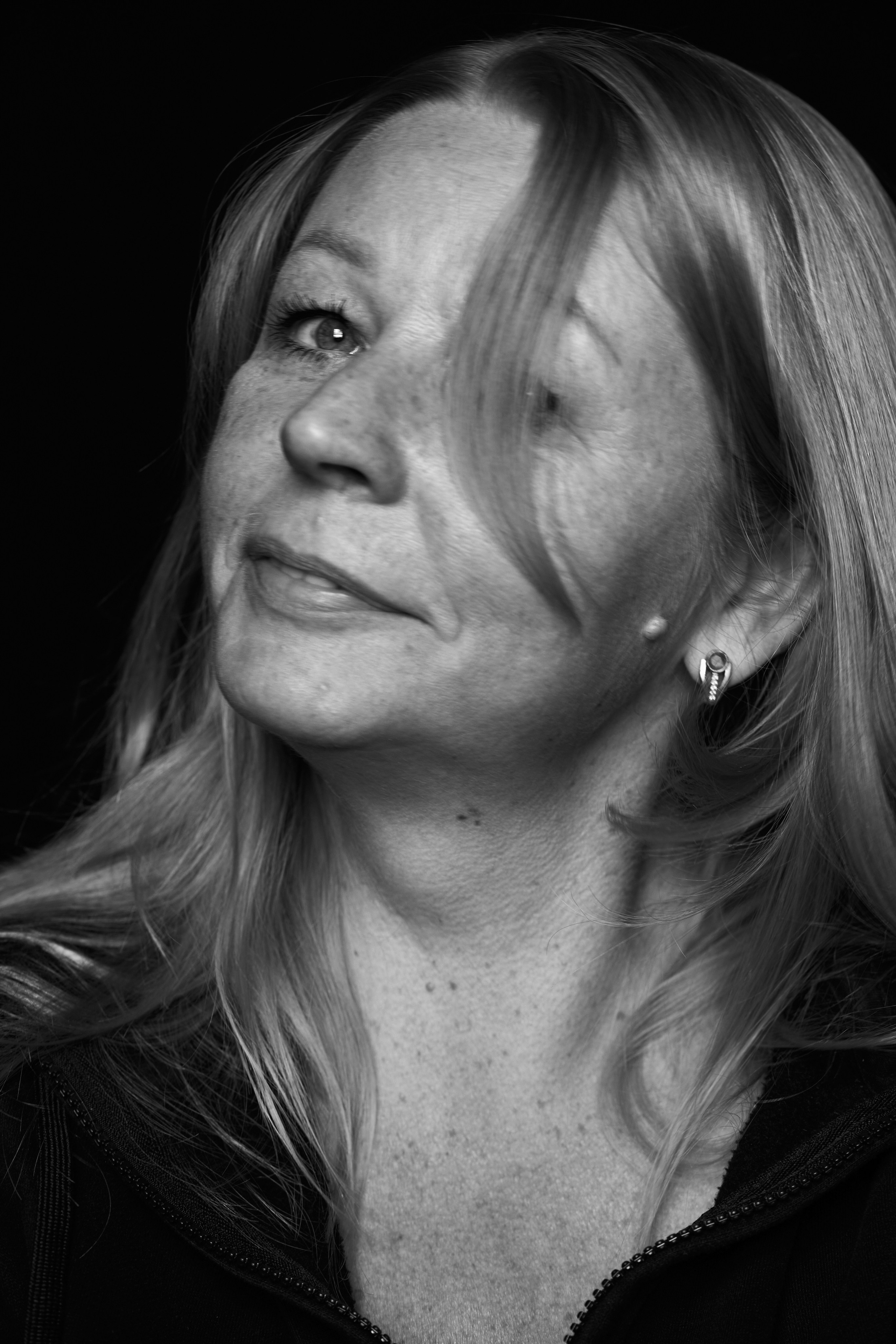 Portrait photographer in Riga. Photographer in Doha, Qatar