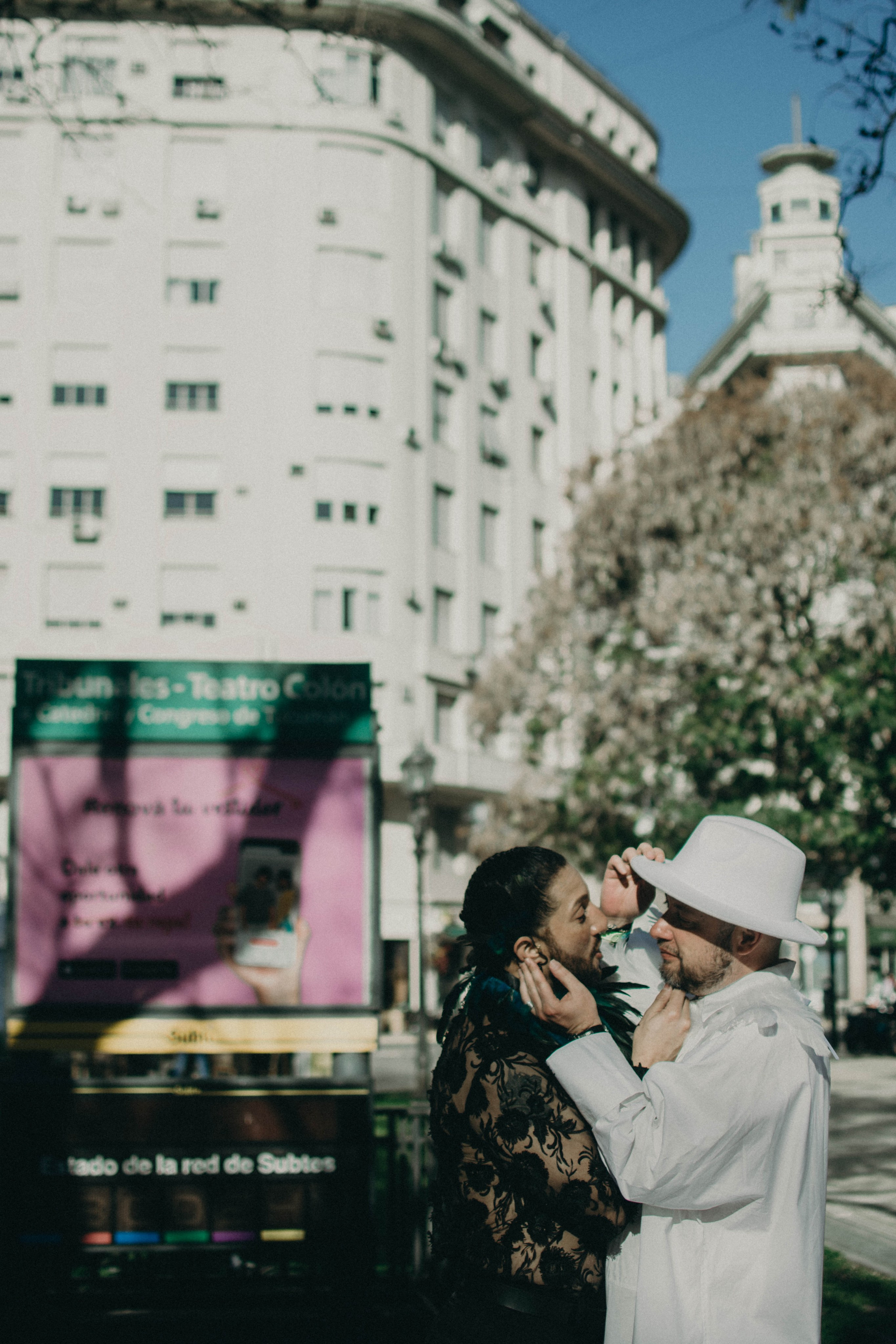 Photographer @elmirkami in the city of Buenos Aires