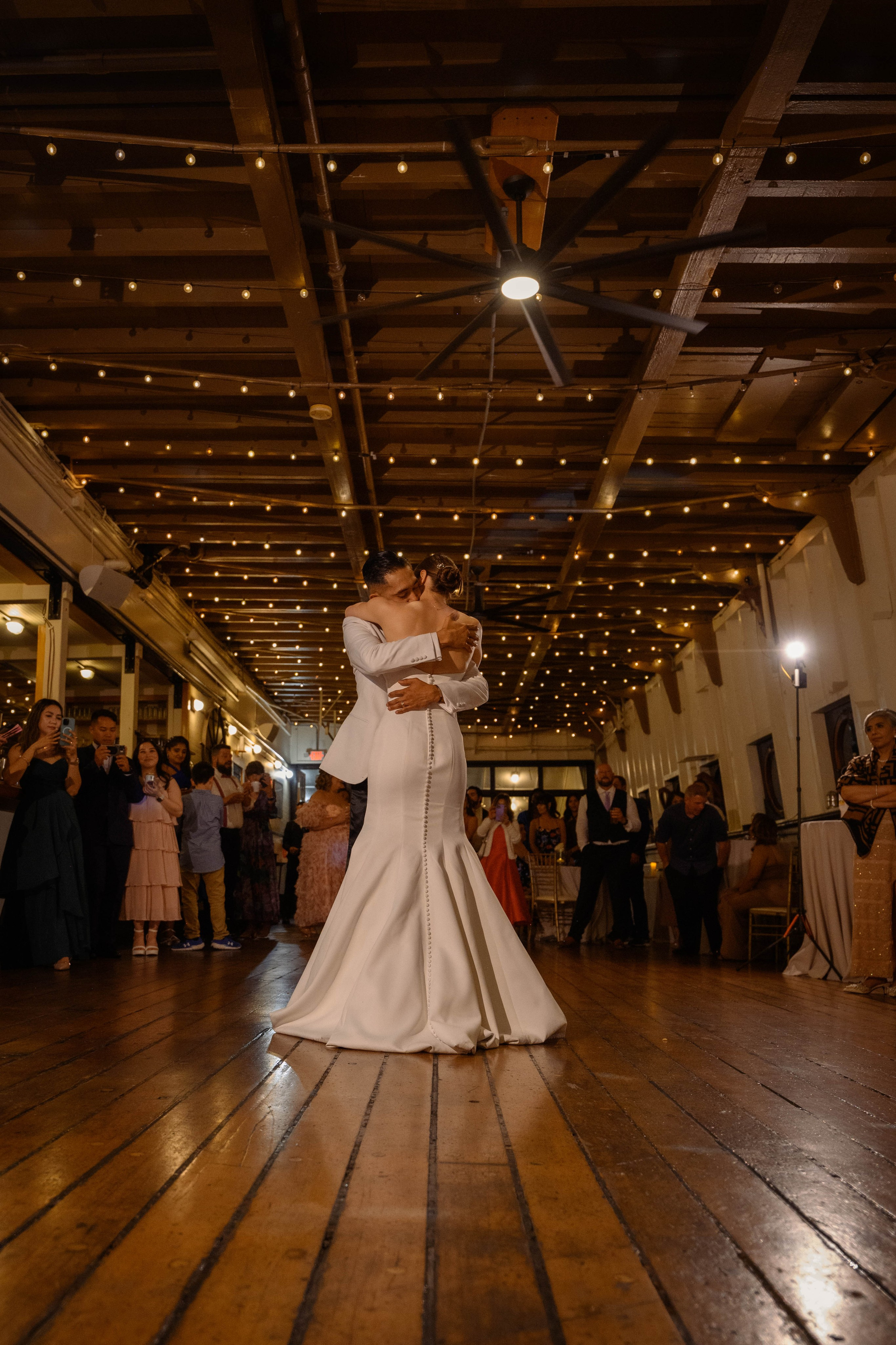Kevin & Katie. Wedding & portrait photography in the Seattle Area. Helen Michelle photographer