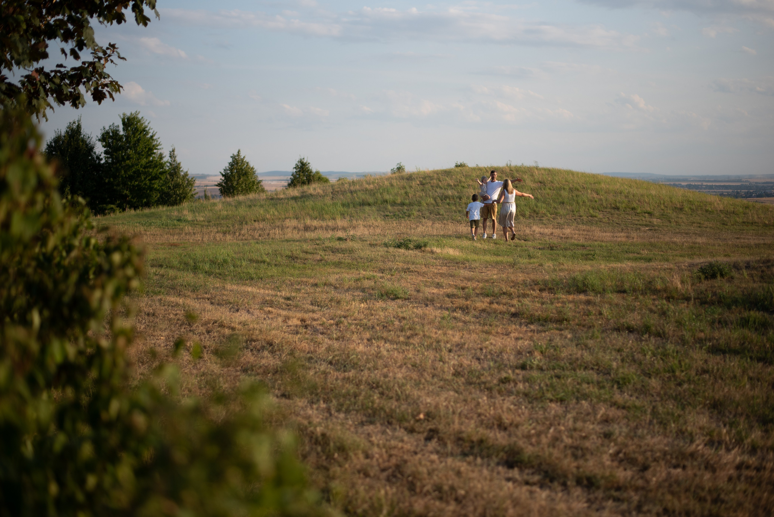 Lucka and family. Lifestyle, wedding and family photographer