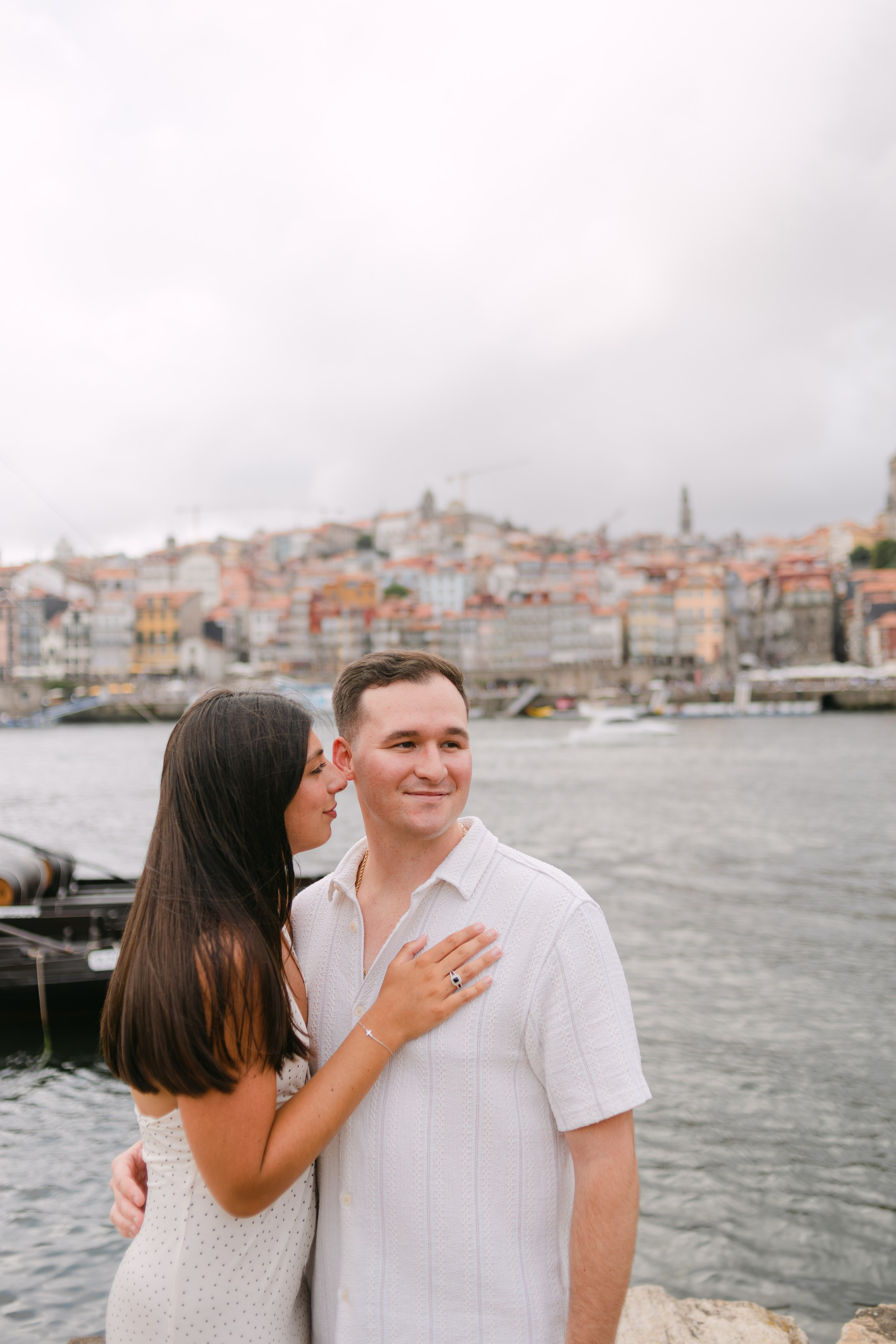 Wedding Proposal in Porto. Fotógrafo de casamentos e destination wedding no Porto, Portugal — Davi Valente | Lisboa, Douro, Roma e Lago de Como