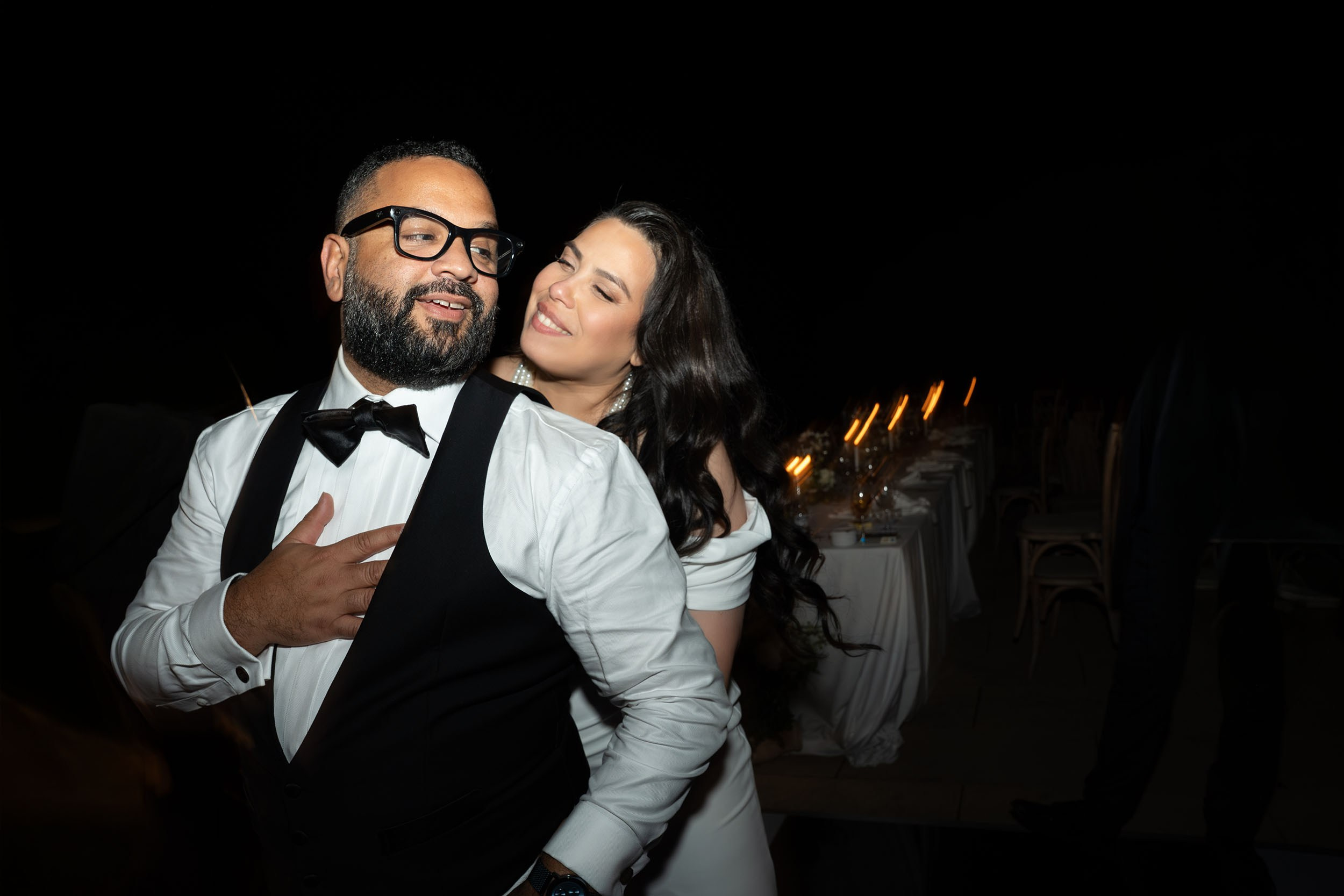 Donielle and Edwin. Fotógrafos de bodas de destino y creadores de contenido con base en España