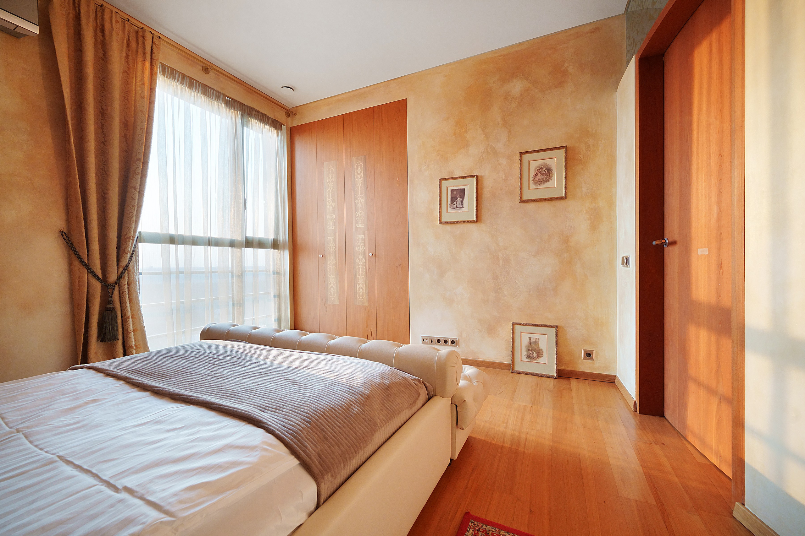 Savanoriu g. 1. Elina Sapiega fotografė Vilniuje