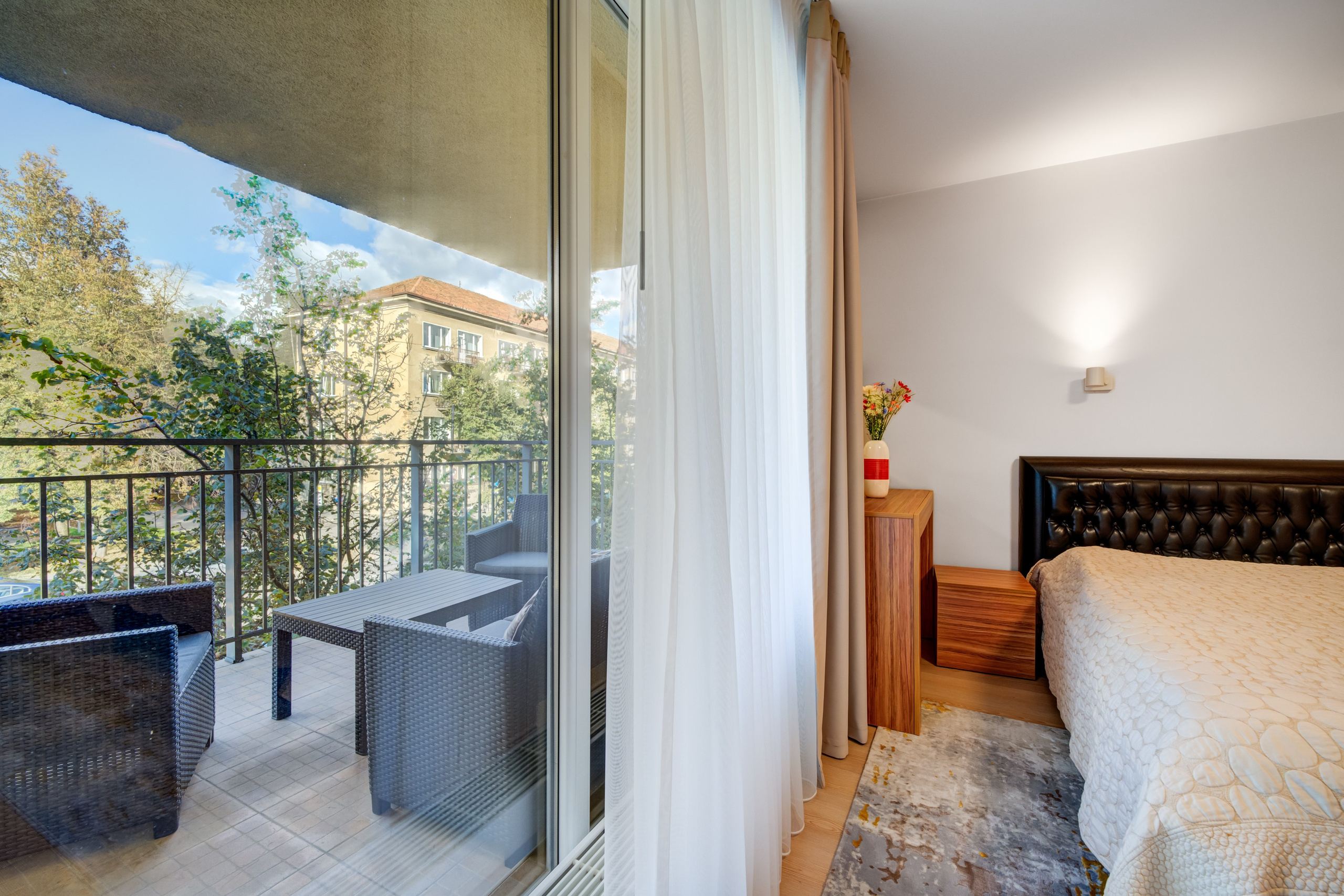 Birželio 23-sios g. 15. Elina Sapiega fotografė Vilniuje