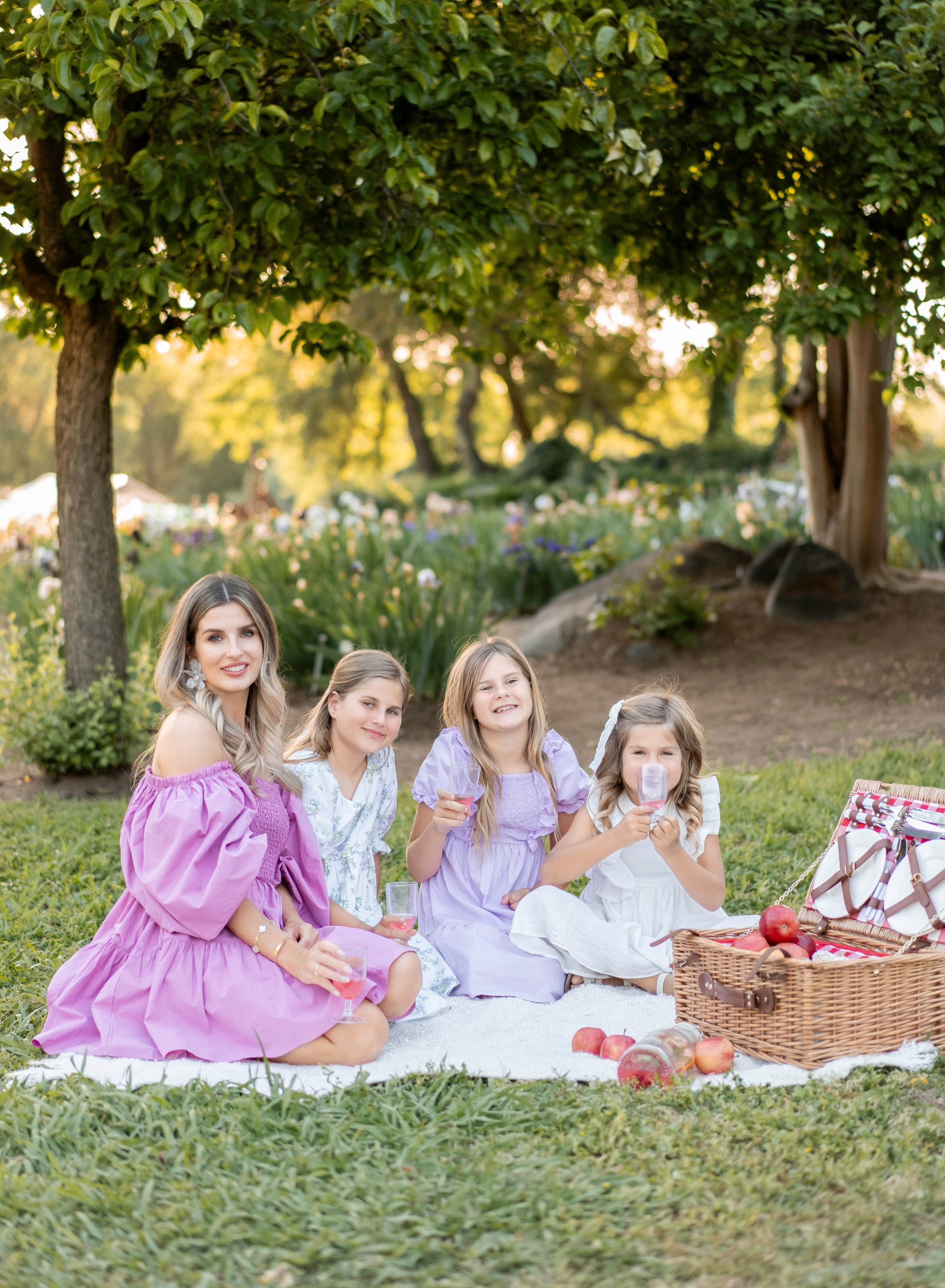 Beshta family. Family photographer in Sacramento | Sofia Pavenko