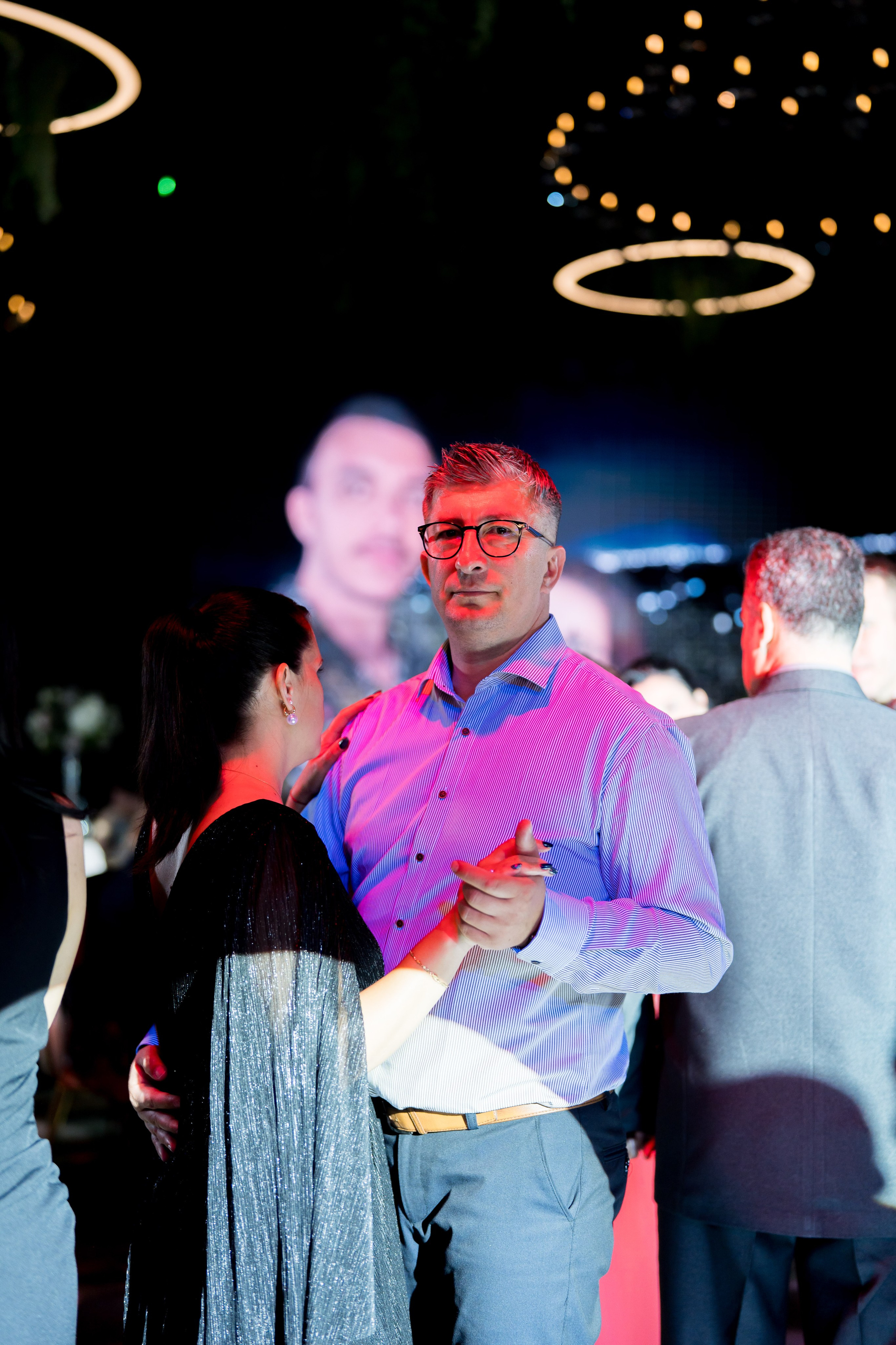 PARTY. Gabriel Florea — Fotograf nuntă București