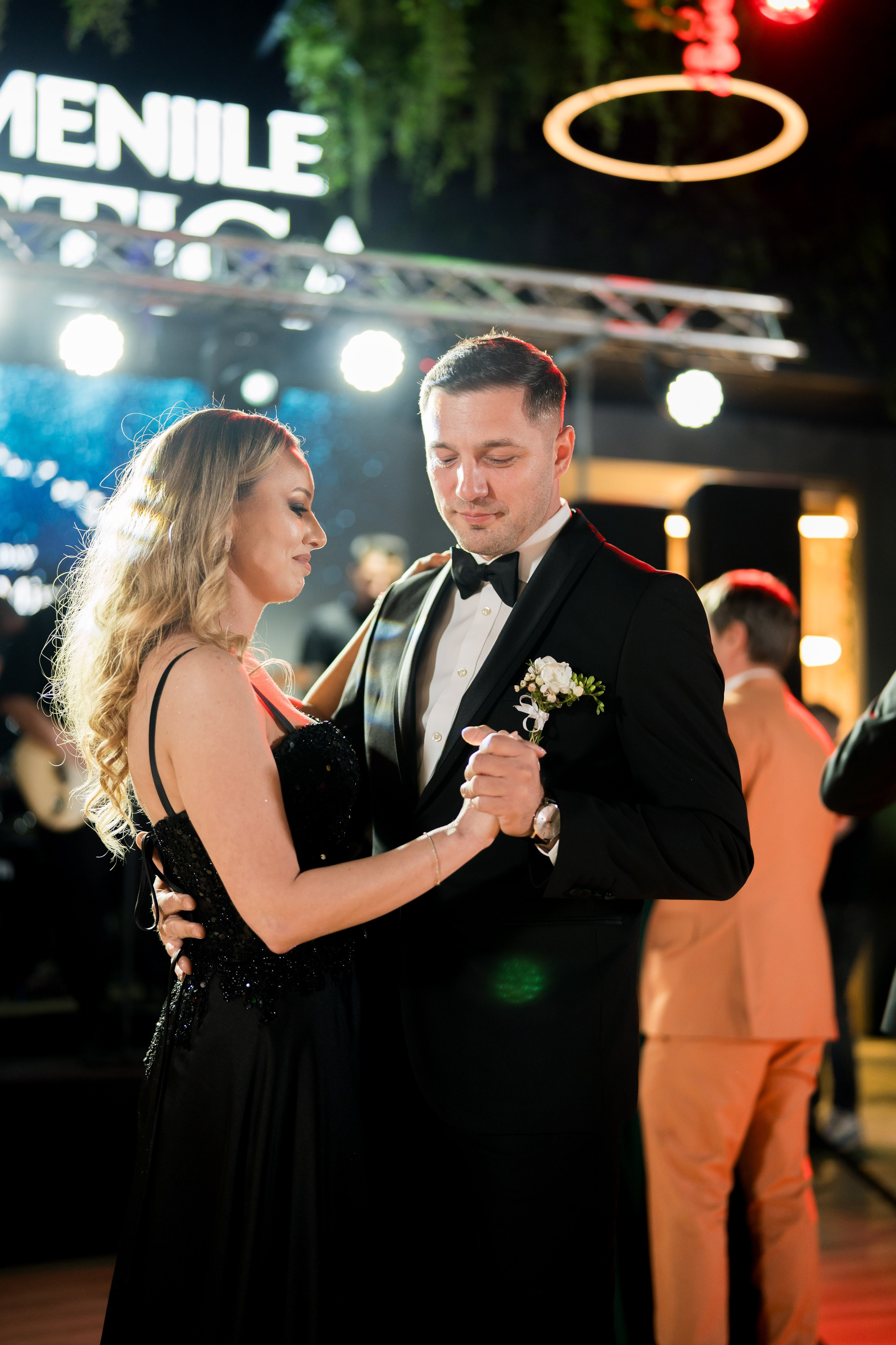 PARTY. Gabriel Florea — Fotograf nuntă București