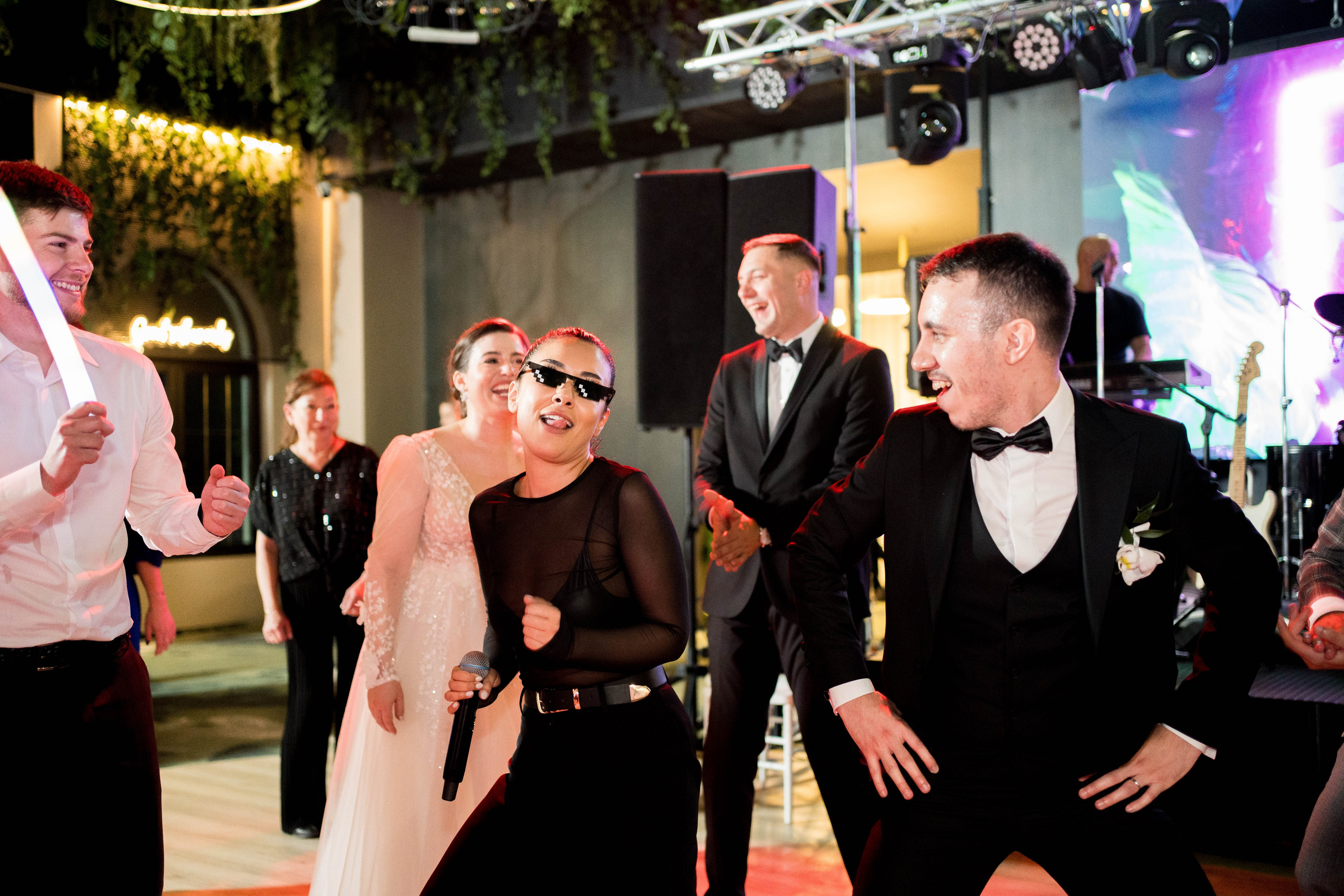 PARTY. Gabriel Florea — Fotograf nuntă București