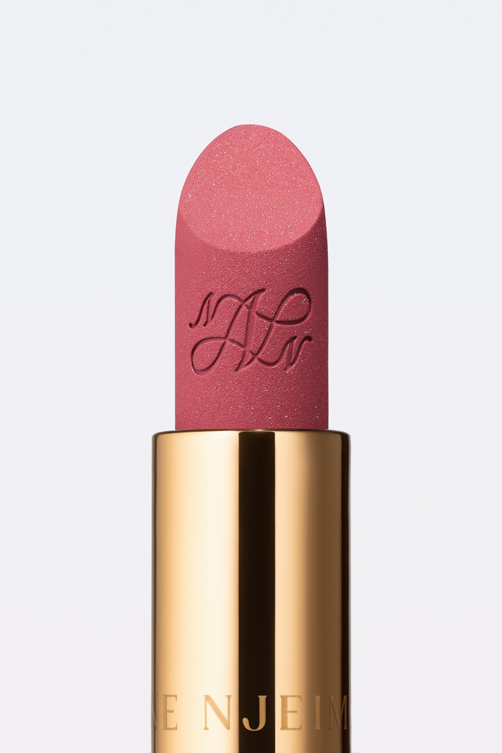 product photography, product photographer, beauty product photography, cosmetics photography, skincare photography, makeup photography, commercial product photography, advertising photography, e commerce product photography, studio product photography, still life photography, high end product photography, luxury product photography, brand photography, visual content for brands, clean product photography, minimal product photography, detailed product shots, texture focused photography, lighting setup, controlled lighting, soft light photography, color accurate photography, glossy product photography, packaging photography, bottle photography, serum photography, cream texture photography, lipstick photography, beauty campaign visuals, brand ready images, consistent visual style, premium product visuals