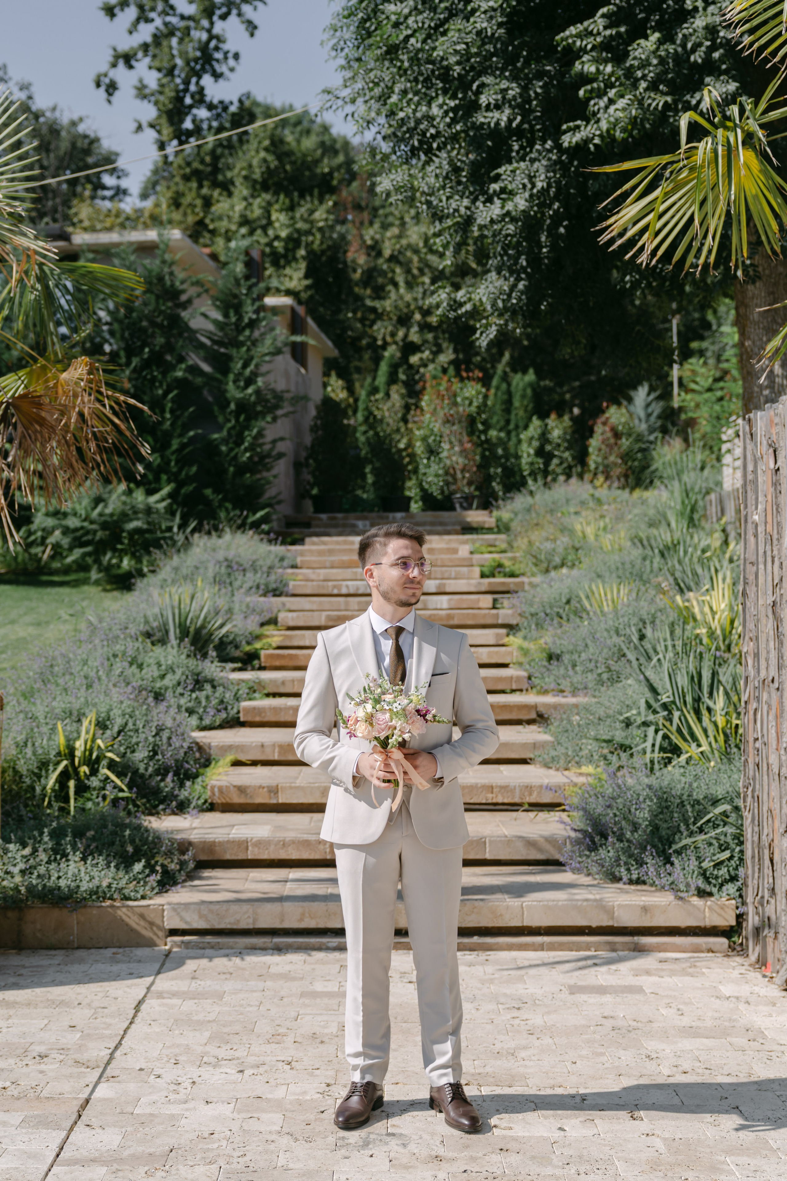 Analisa | Constantin. Gabrielacojocariu.com