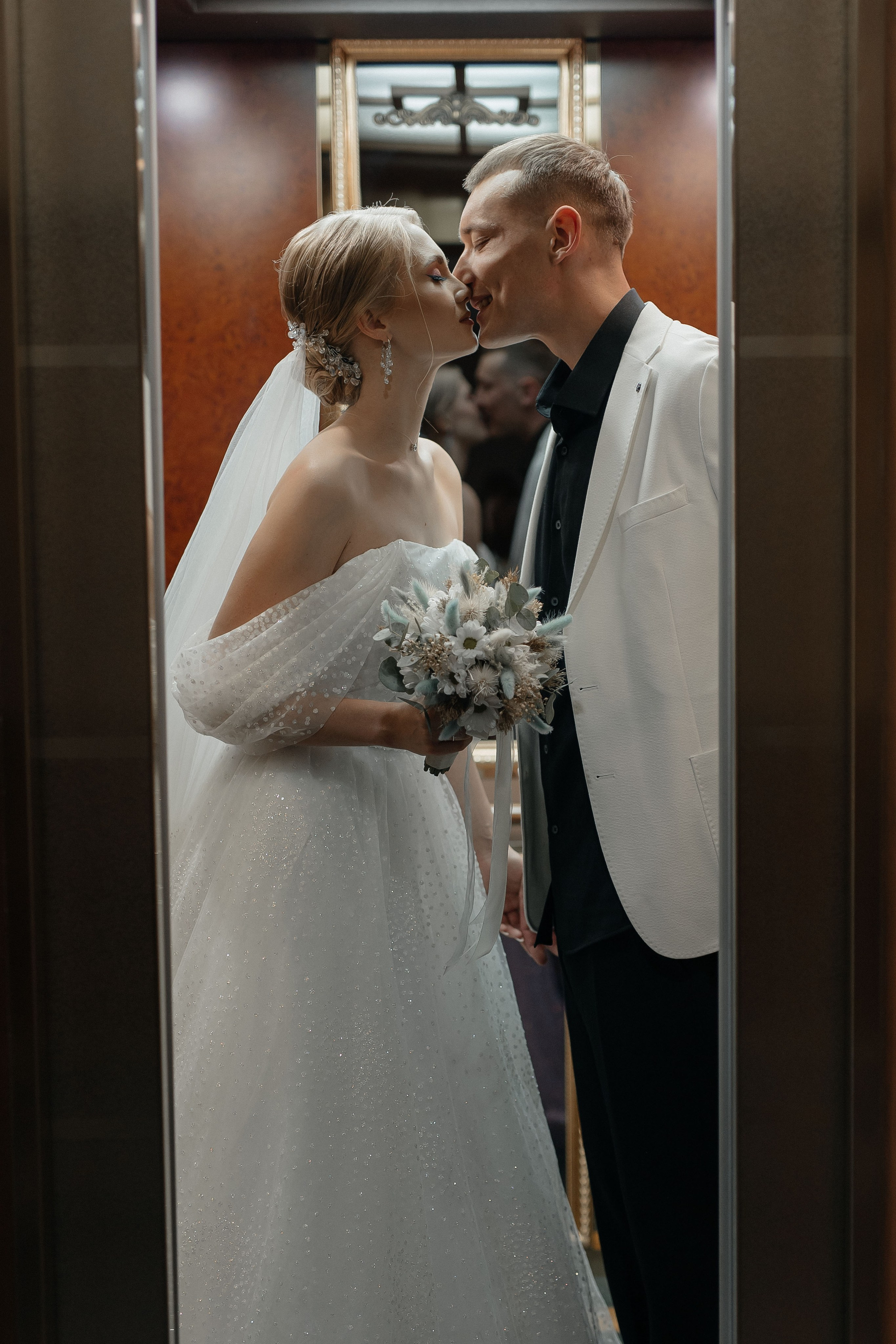 Emil & Maria. Свадебный фотограф в Бишкеке