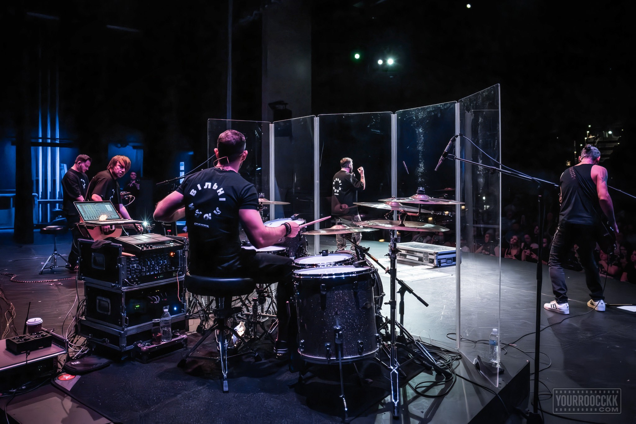 BEZ OBMEZHEN | SACRAMENTO. Reportage concert portrait photography in the San Francisco Bay Area