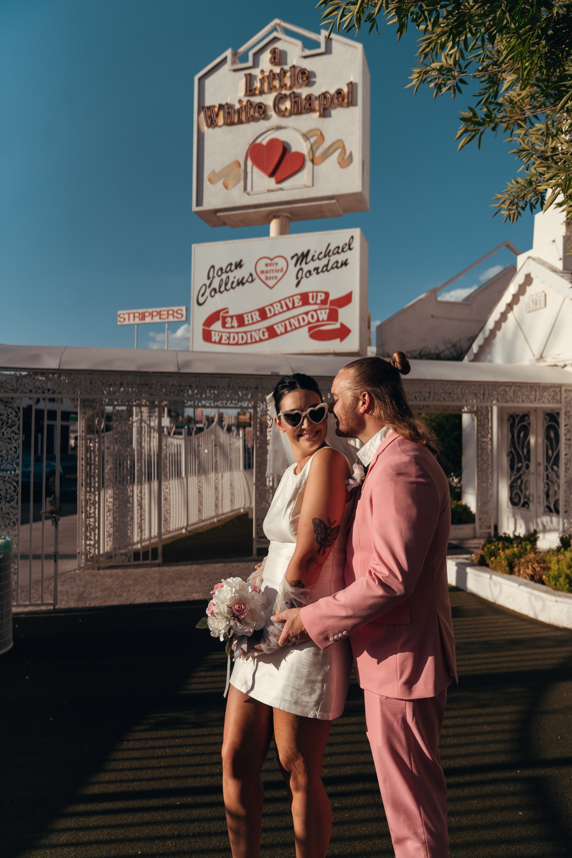 Joey&Afton. Wedding & elopement photographer Viktoriya Kravtsov. Las Vegas