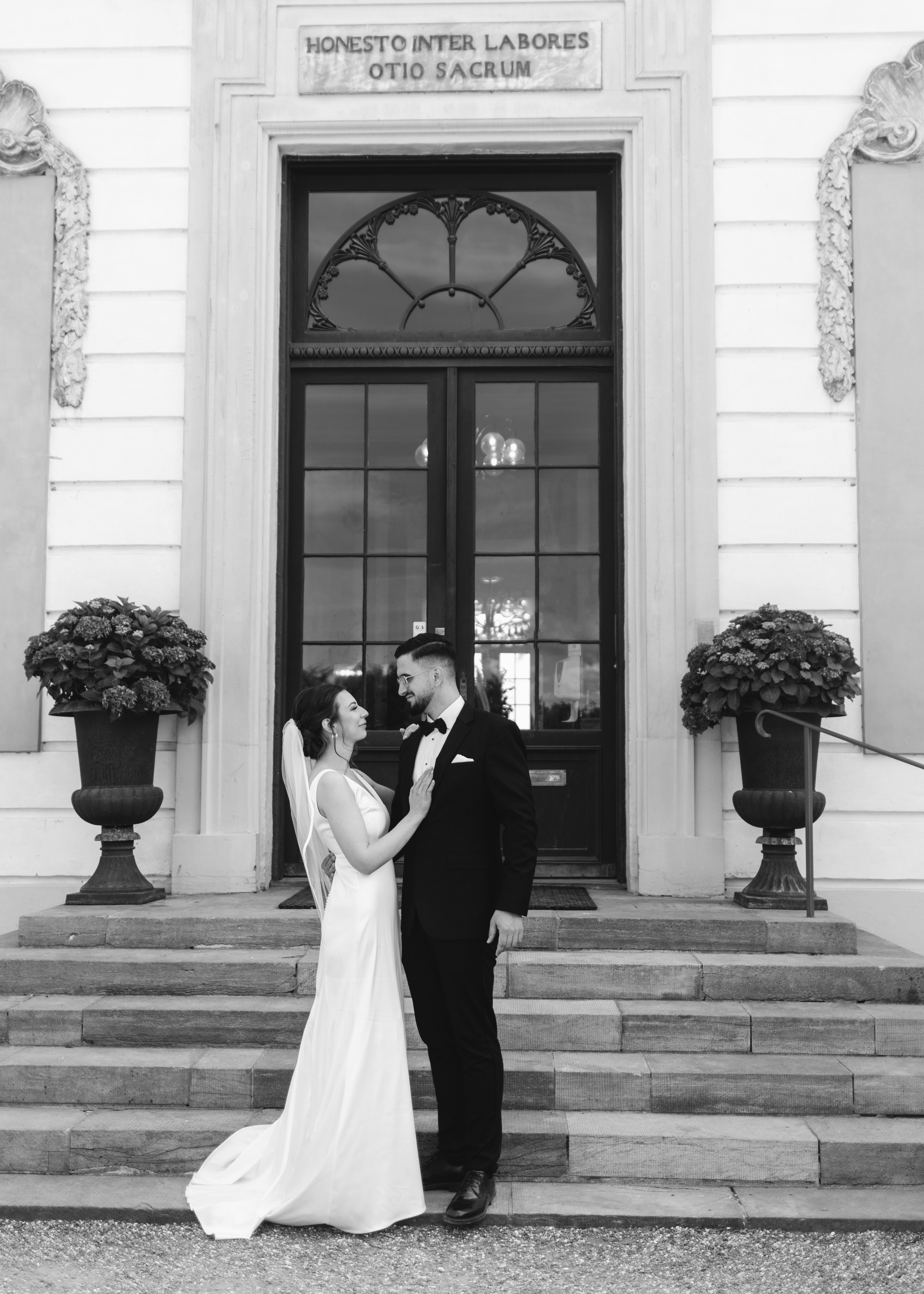 Vida | Martin. Professional wedding photographer in Copenhagen, Denmark — Julia Byron