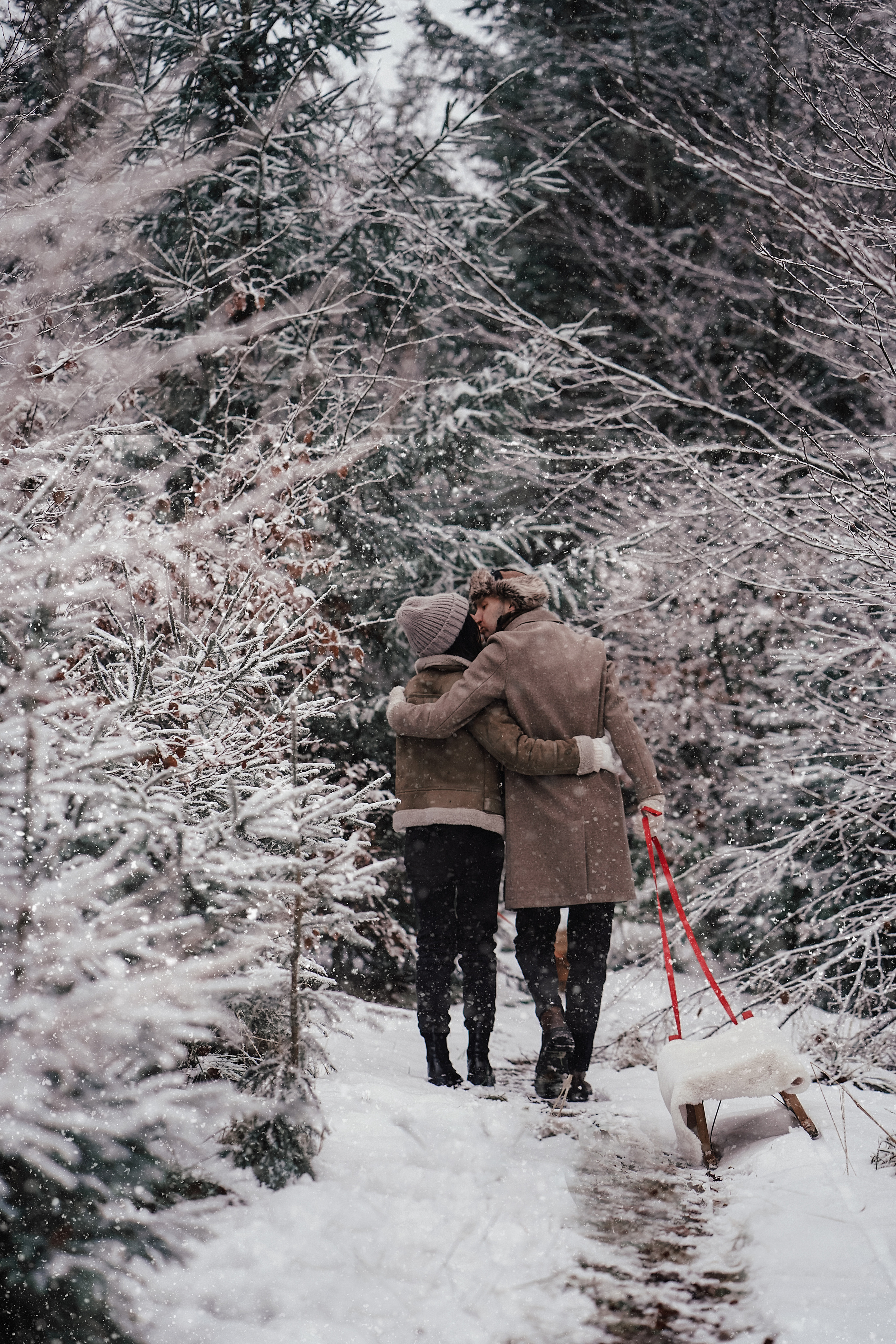 Katja, Egor und fluffiger Filyusha. Familien, Lifestyle und Portrait Fotografin in Trier, Luxembourg