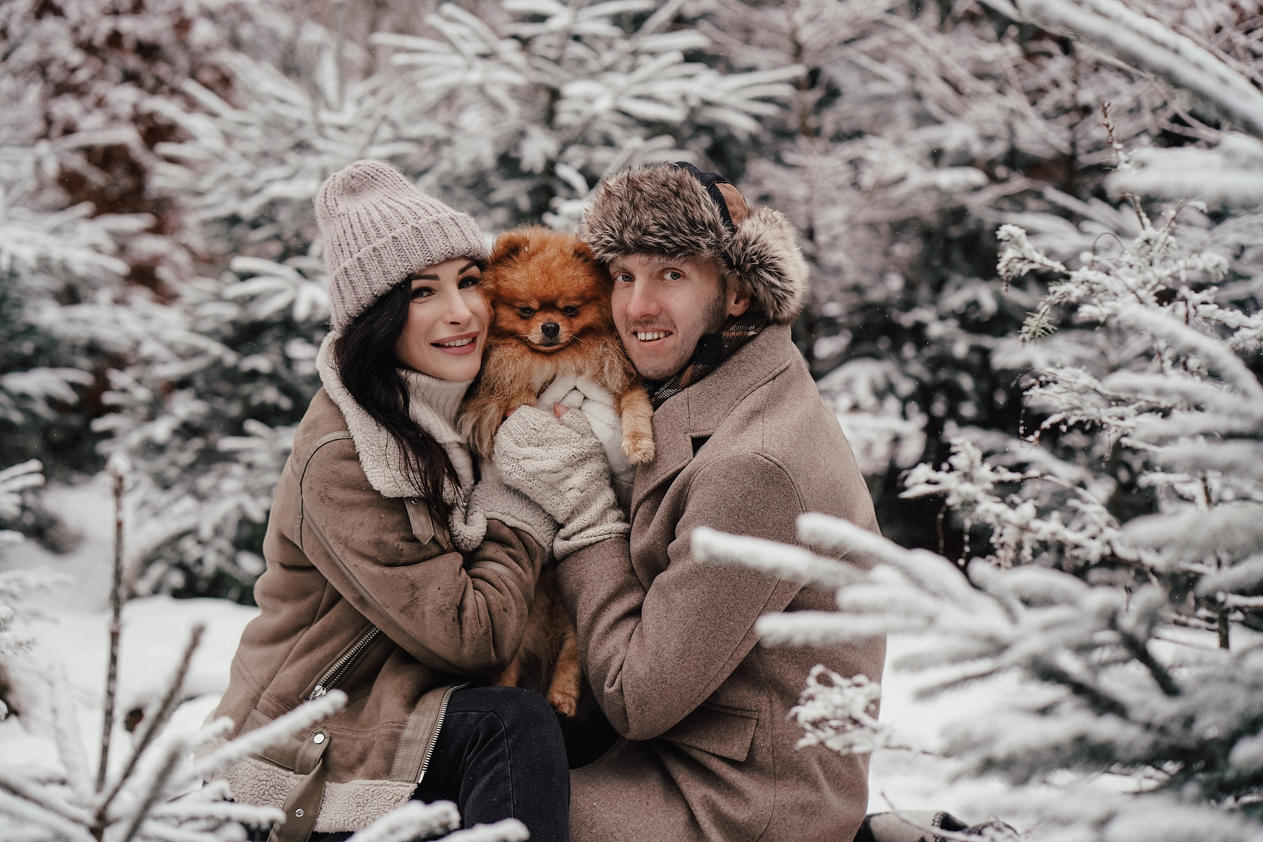 Katja, Egor und fluffiger Filyusha. Familien, Lifestyle und Portrait Fotografin in Trier, Luxembourg